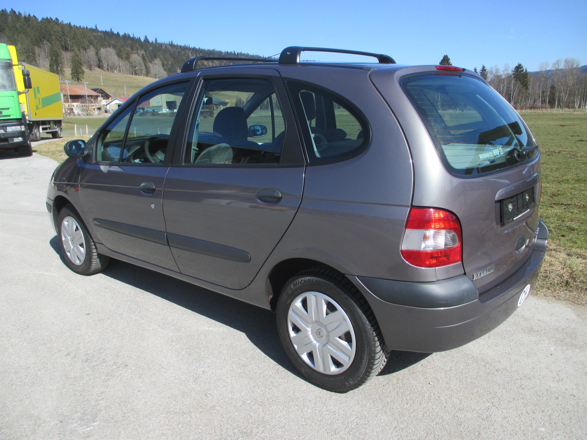 RENAULT Scénic 2.0 16V Expression-image-3