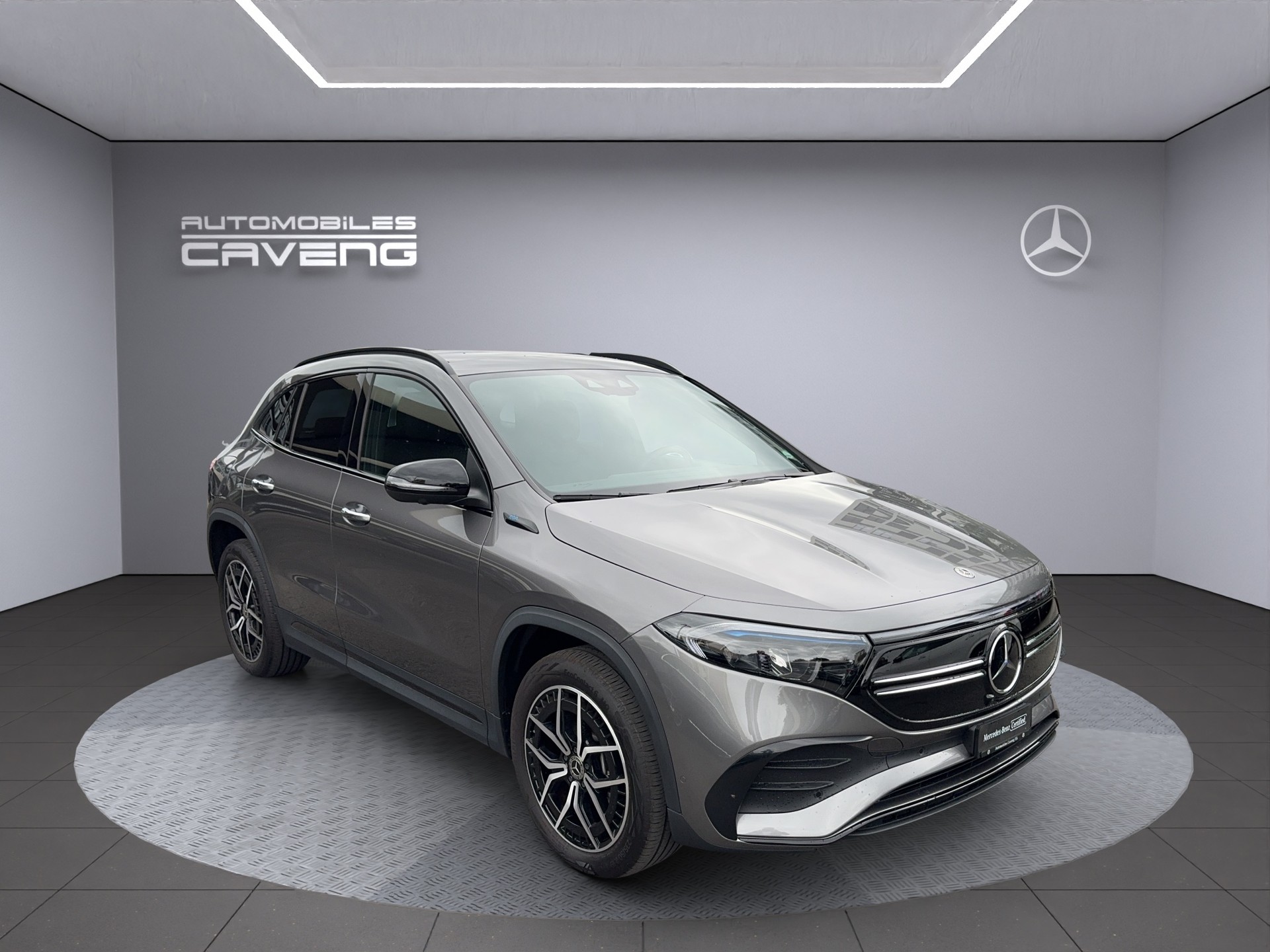 MERCEDES-BENZ EQA 350 4Matic-image-6