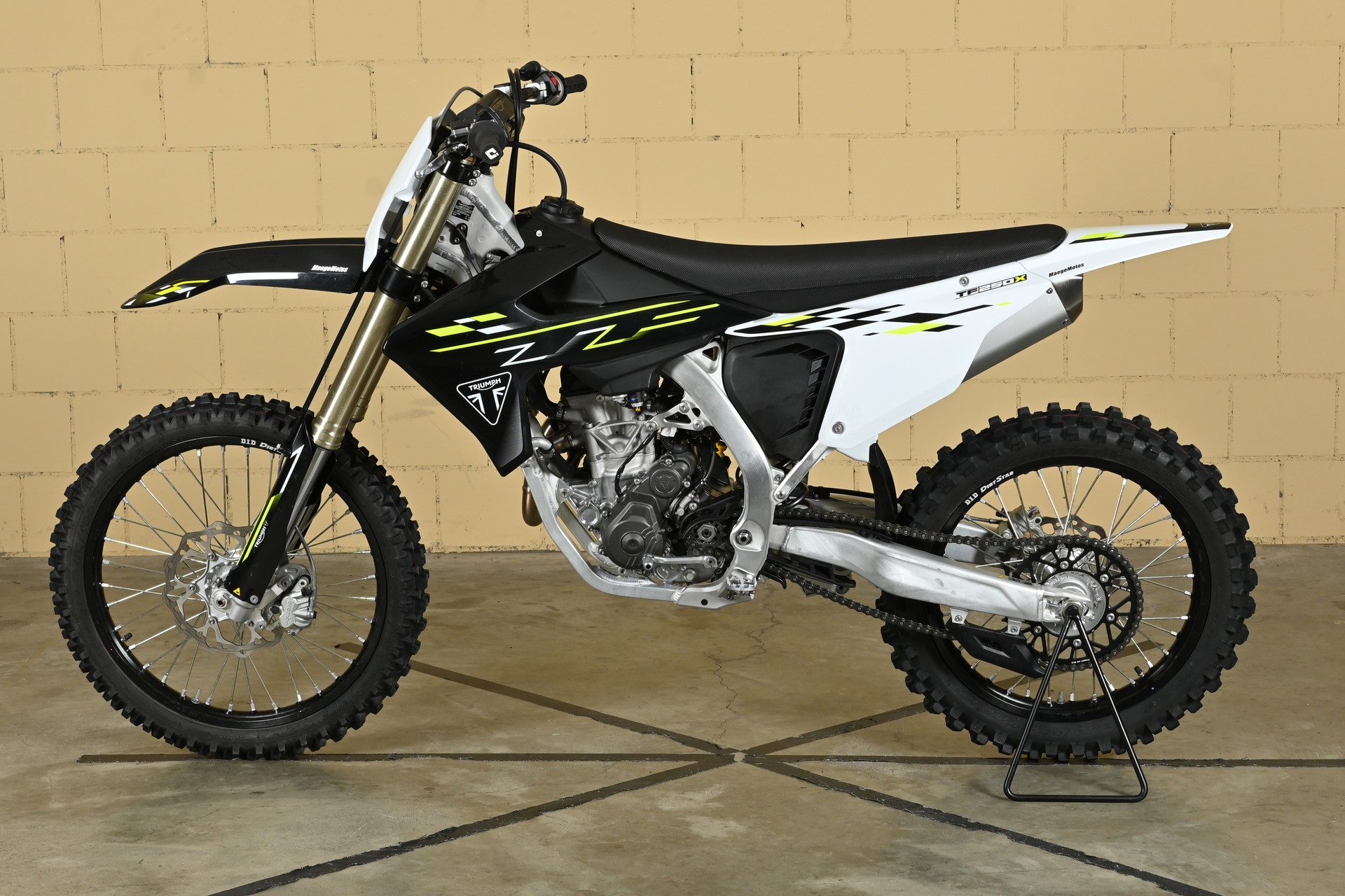 TRIUMPH TF 250 X Modell 2026-image-2