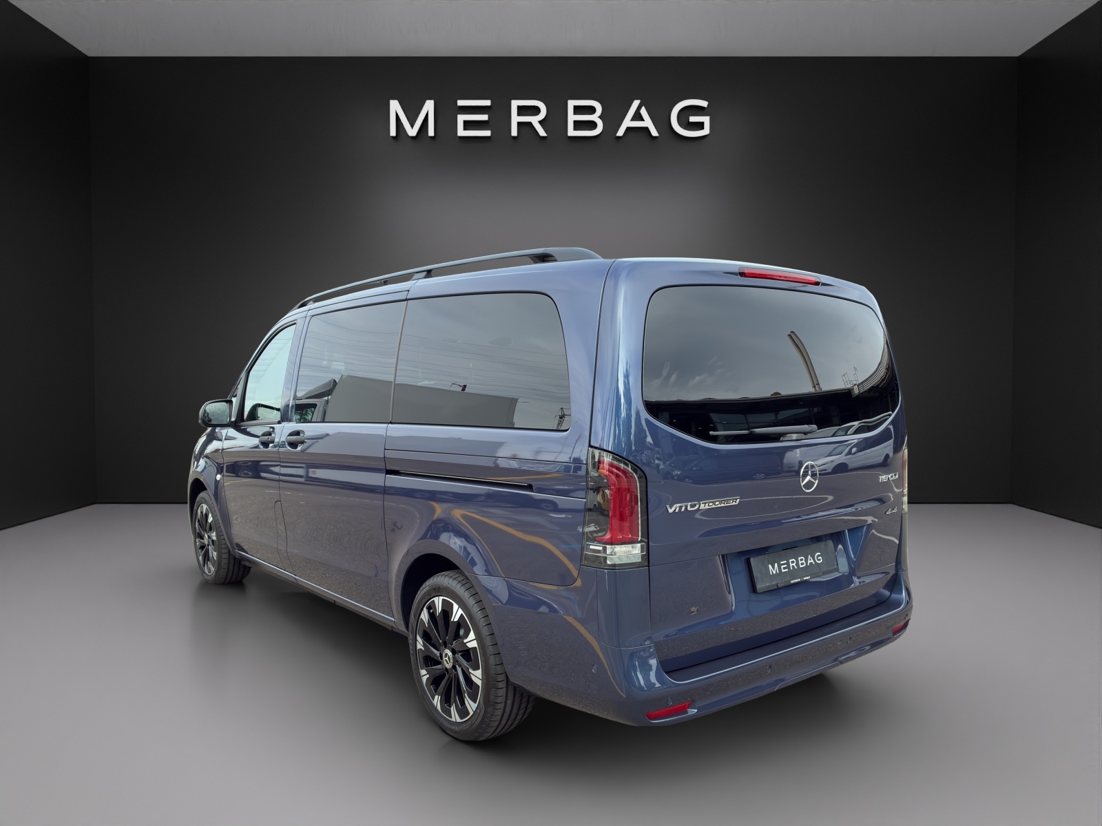 MERCEDES-BENZ Vito 116 CDI Lang Tourer 9G-Tronic 4M Select-image-3