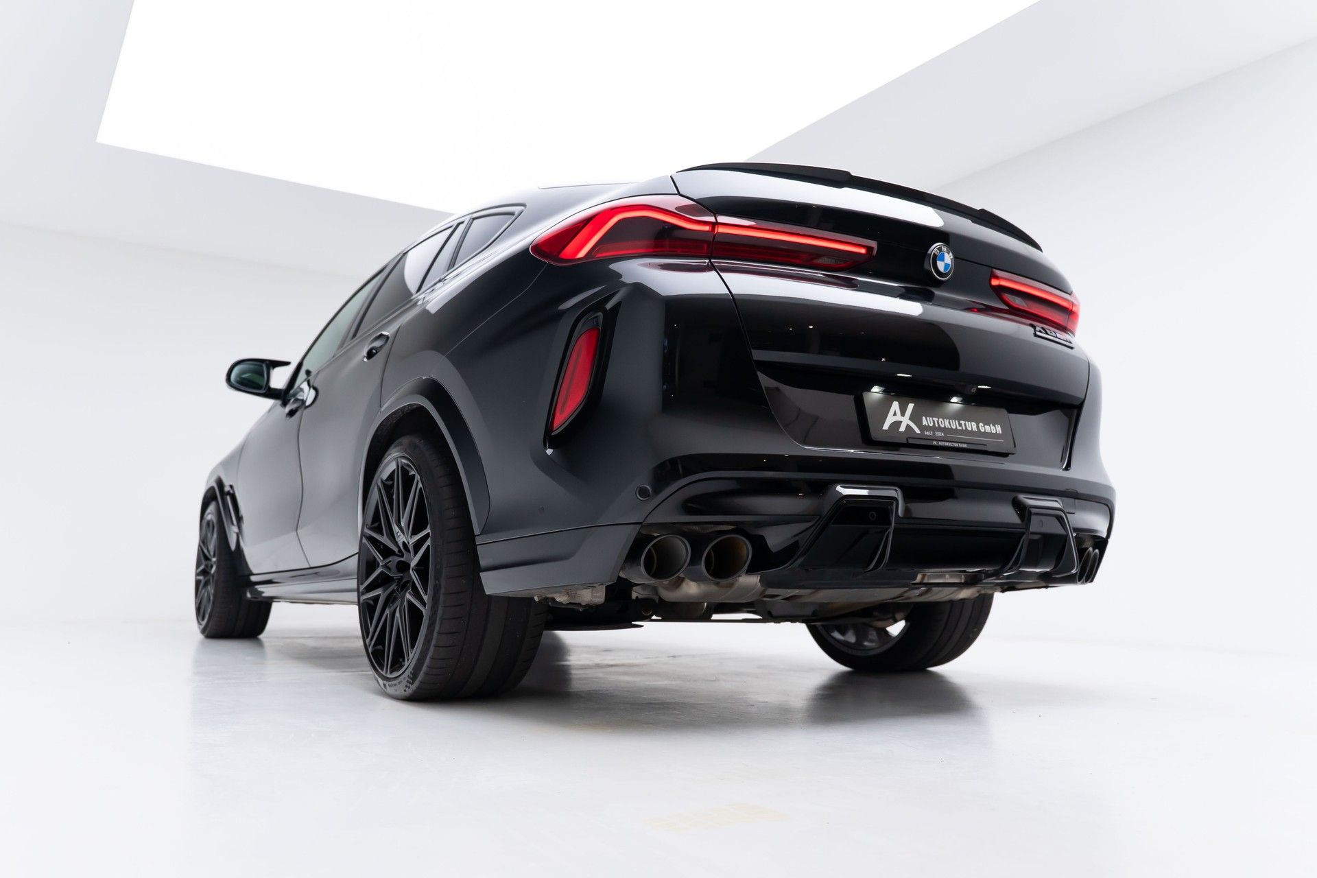 BMW X6M Steptronic M Competition-image-14