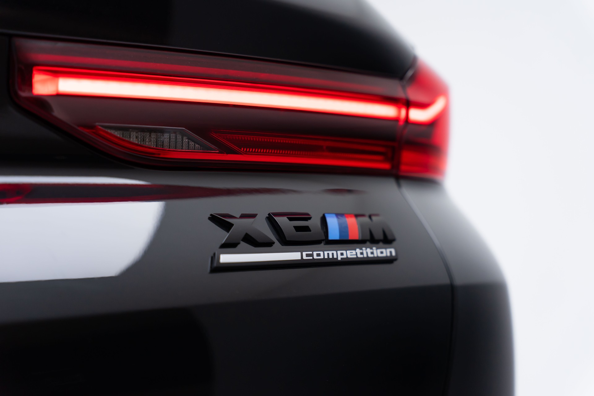 BMW X6M Steptronic M Competition-image-17