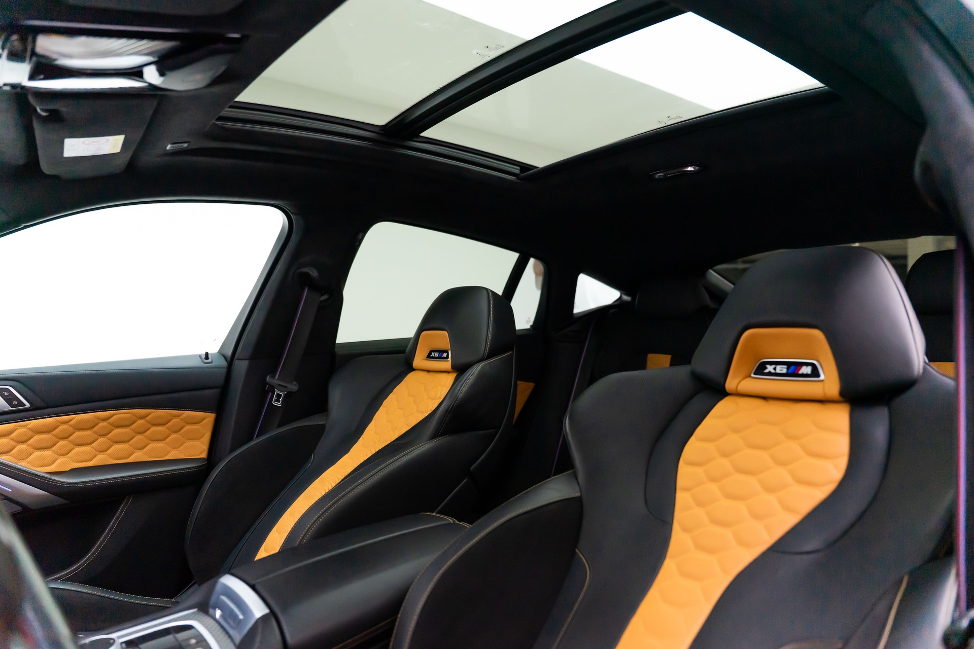 BMW X6M Steptronic M Competition-image-25