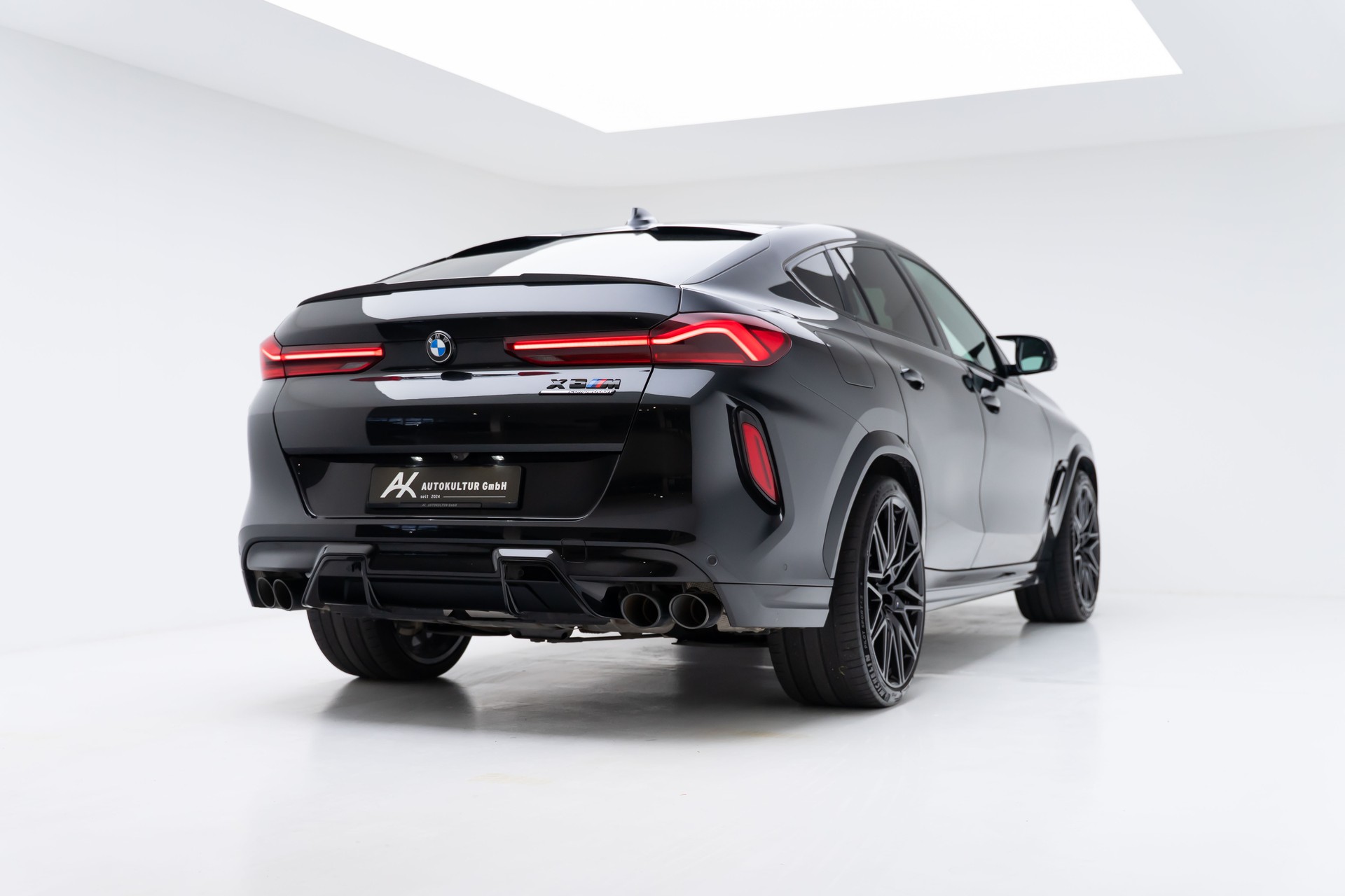 BMW X6M Steptronic M Competition-image-15