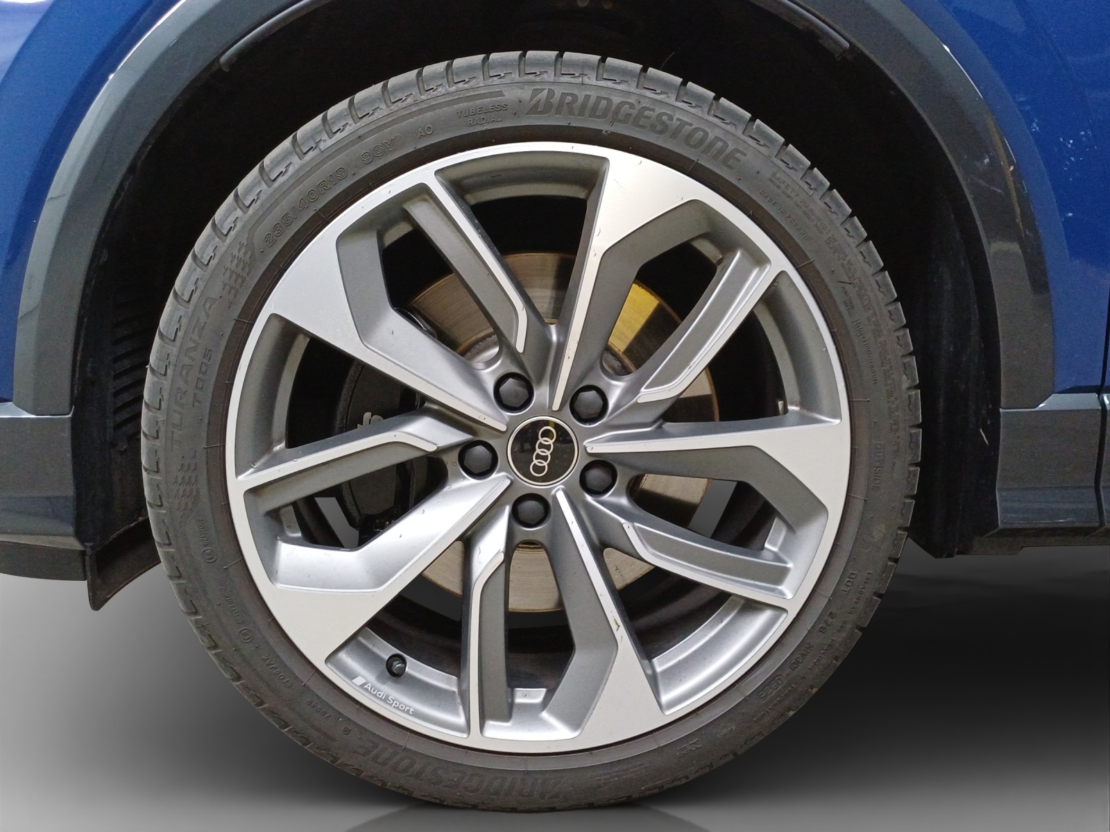 AUDI SQ2 TFSI quattro S-tronic-image-15