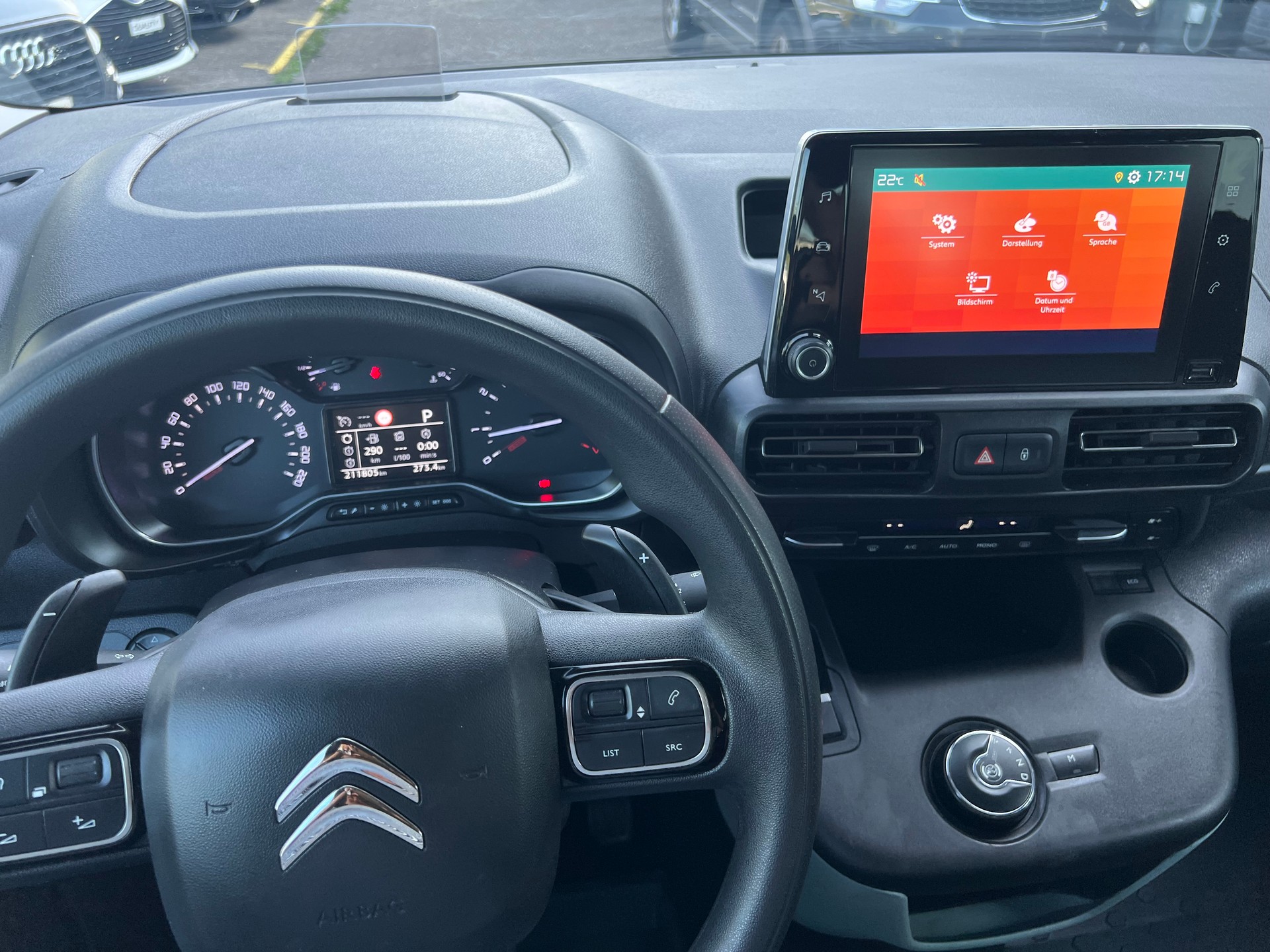 CITROEN Berlingo 1.2i PureTech Feel EAT8-image-4
