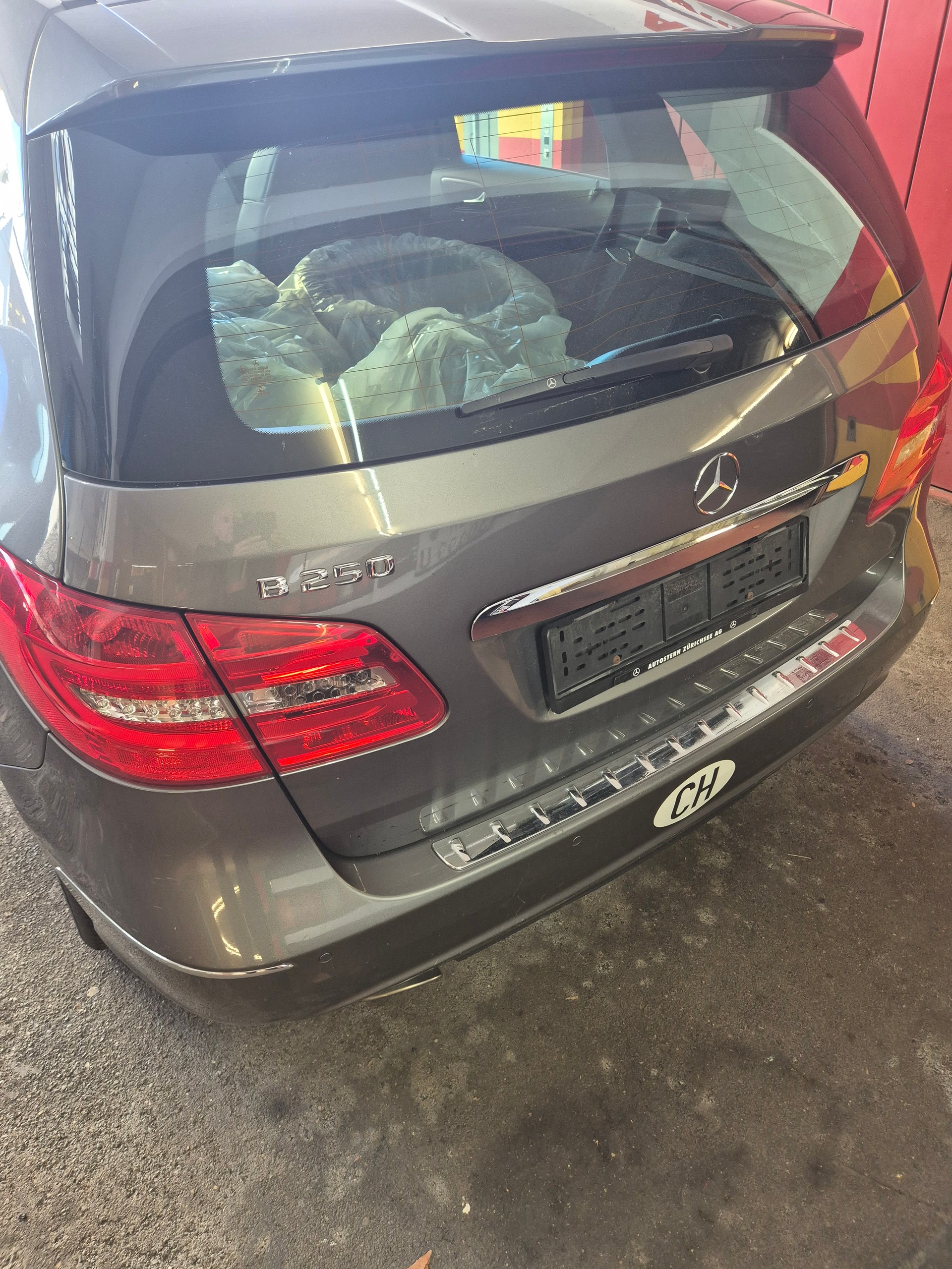 MERCEDES-BENZ B 250 7G-DCT-image-9