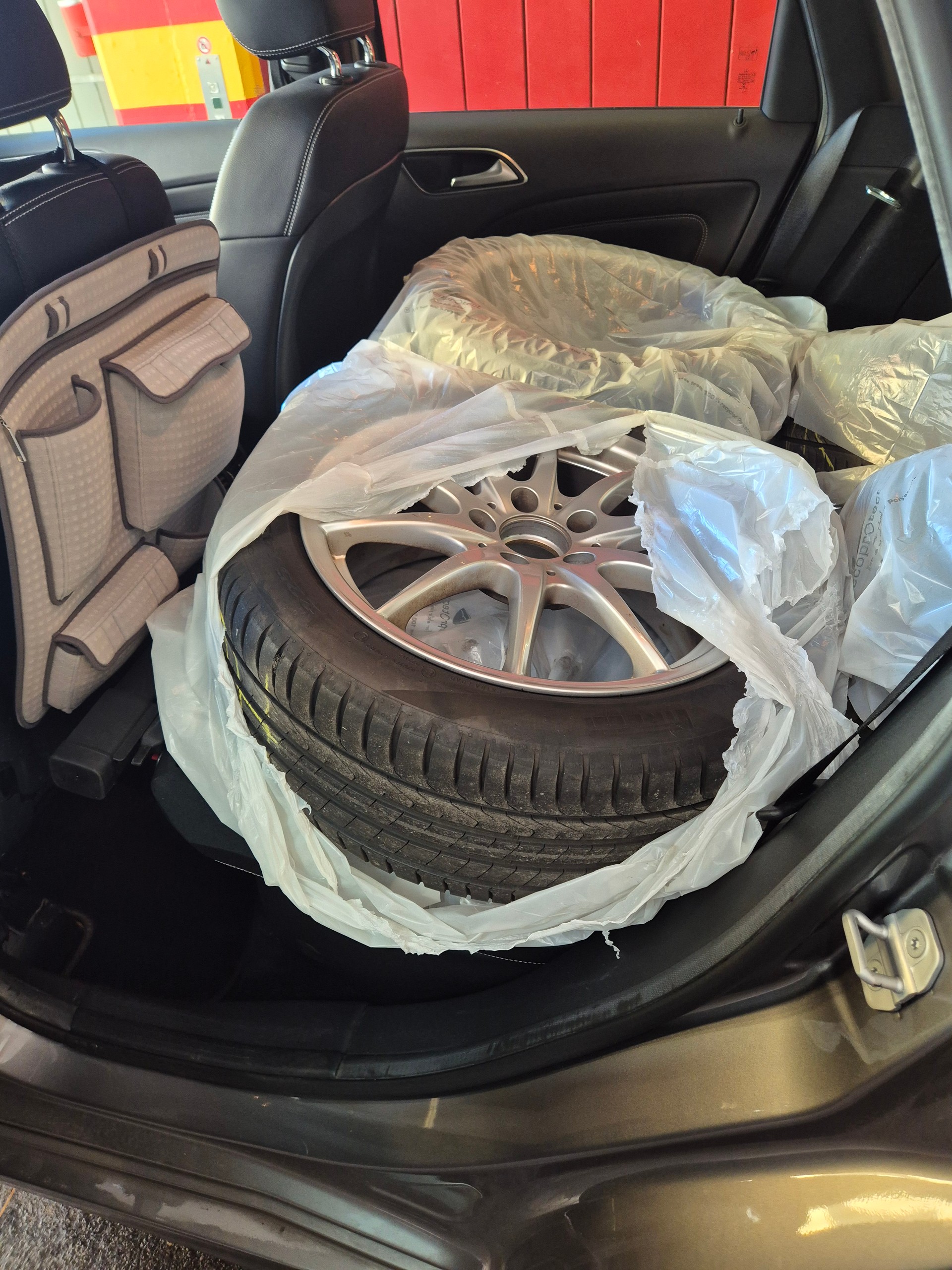 MERCEDES-BENZ B 250 7G-DCT-image-4