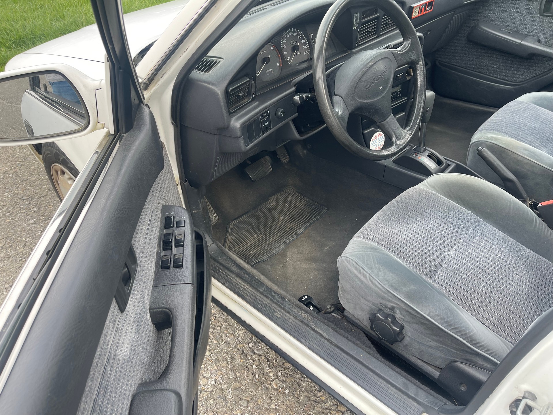 TOYOTA Carina 2000 GLi Lb Brill.-image-10
