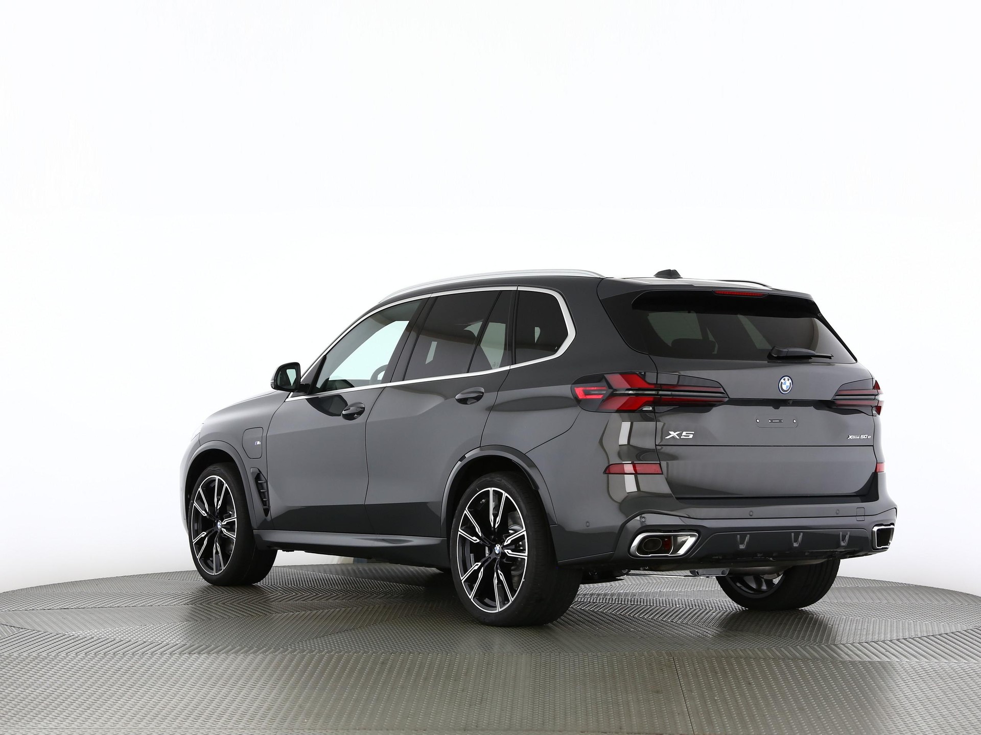 BMW X5 50e xDrive SAG-image-15