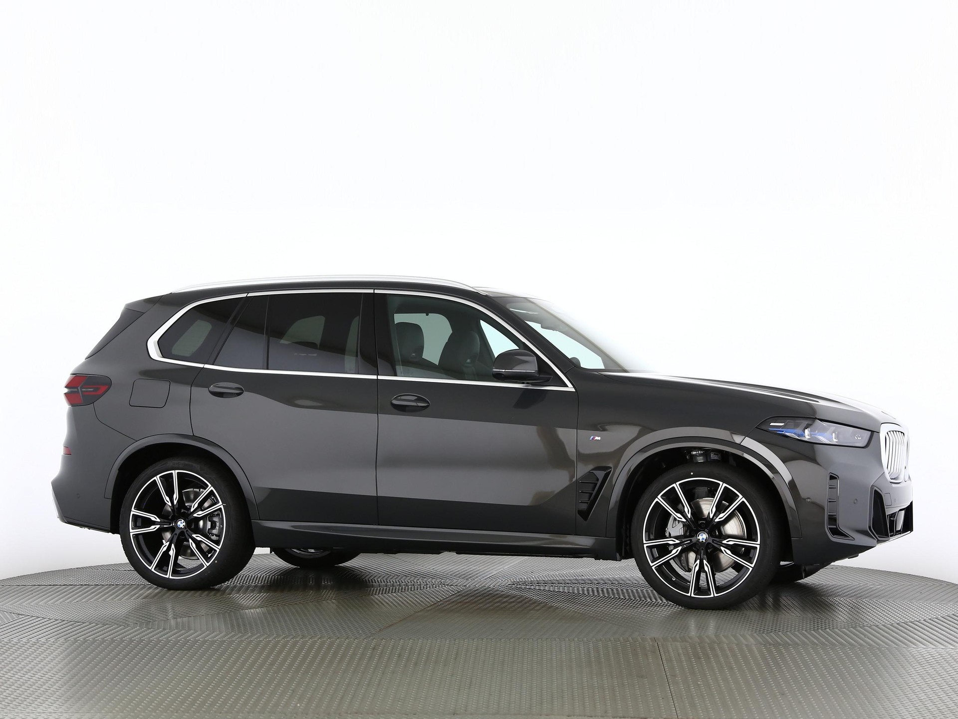 BMW X5 50e xDrive SAG-image-24