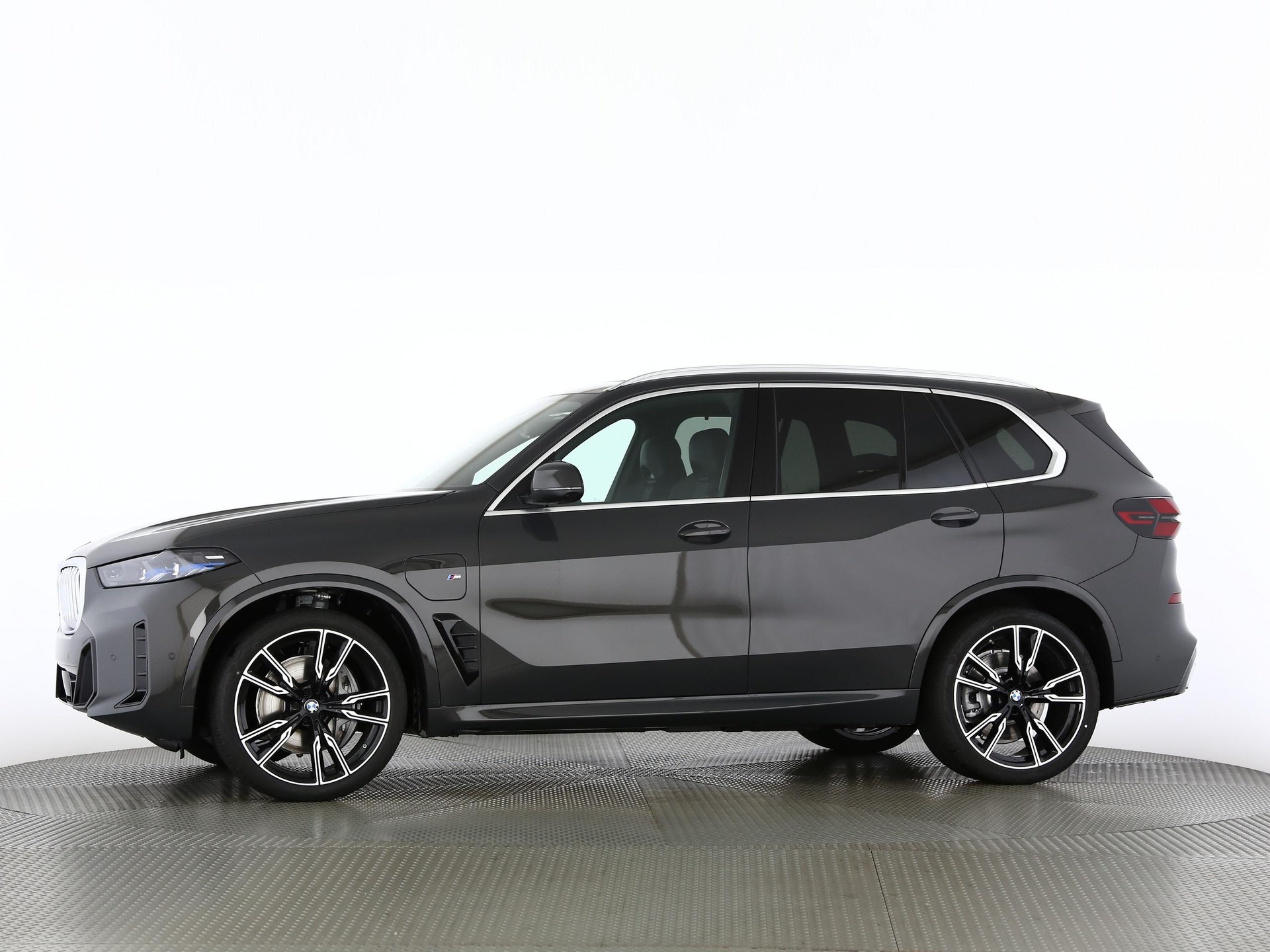 BMW X5 50e xDrive SAG-image-10
