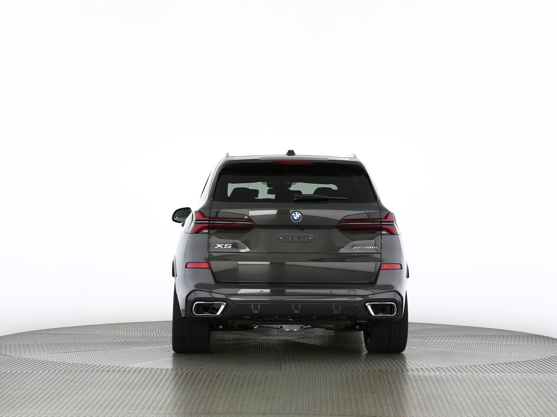 BMW X5 50e xDrive SAG-image-16