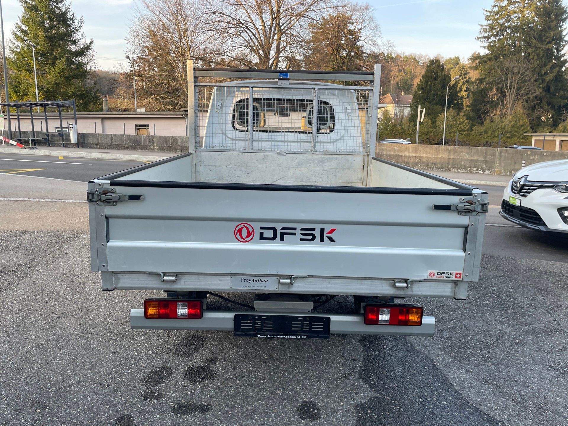 DFSK V22 Voll-Alu-Brücke / Pont entièrement en alu-image-3