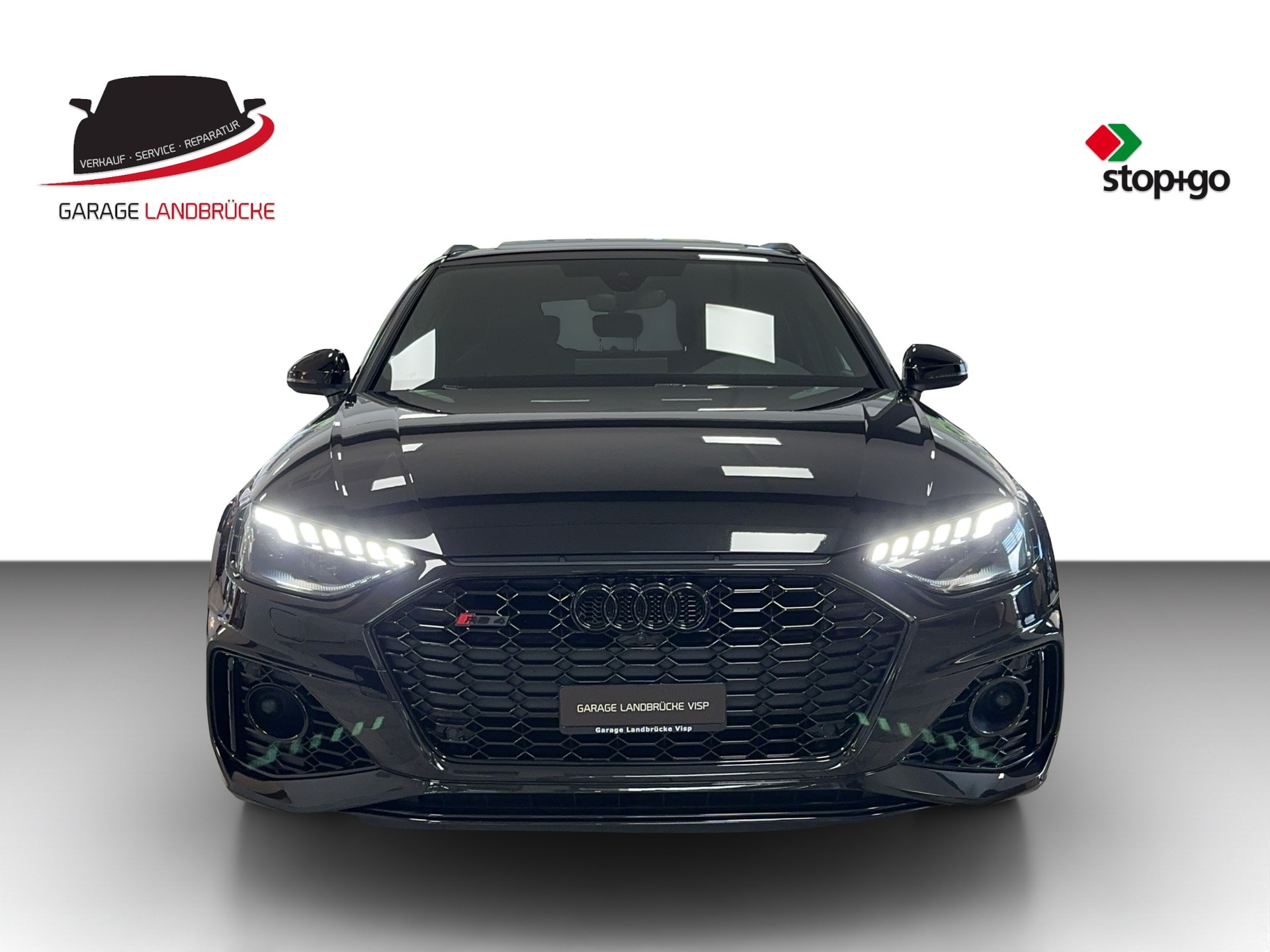 AUDI RS4 Avant quattro tiptronic-showroom-element-2