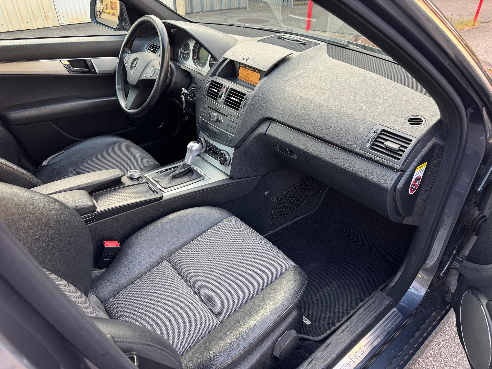 MERCEDES-BENZ C 220 CDI Avantgarde Automatic-image-8