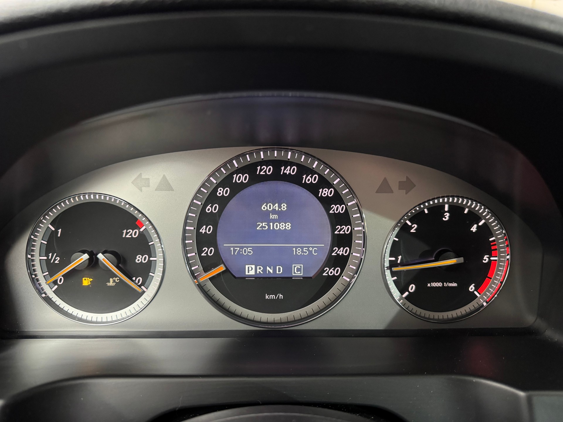 MERCEDES-BENZ C 220 CDI Avantgarde Automatic-image-11