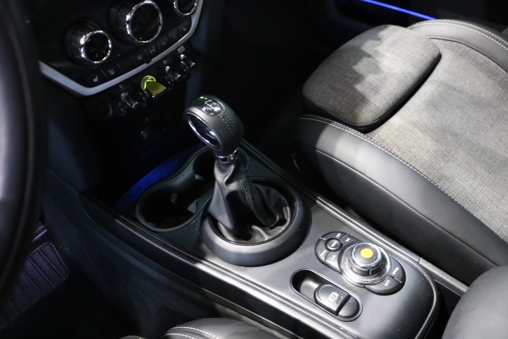 MINI Countryman Cooper S E ALL4 PHEV Steptronic-image-25