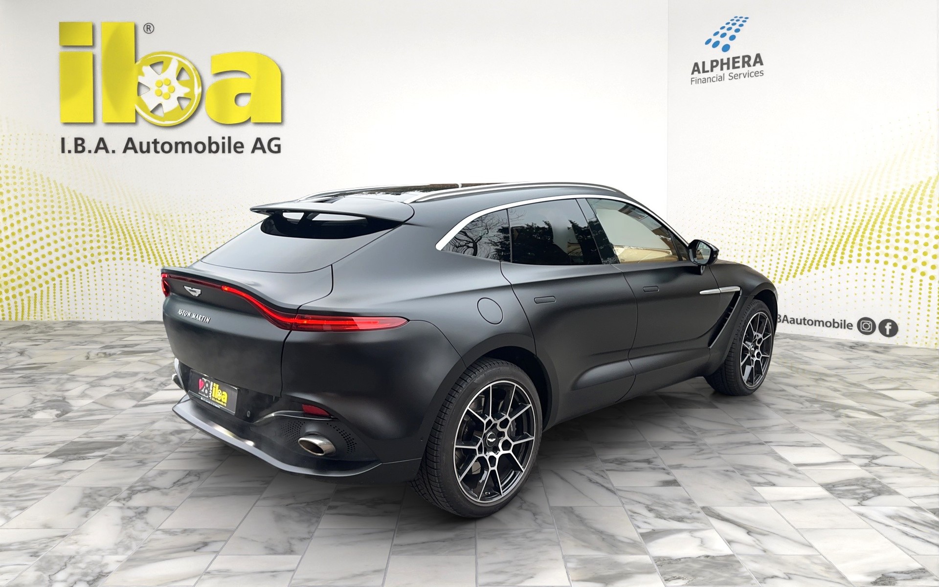 ASTON MARTIN DBX 4.0 V8 (CH) Frisch ab Service!-image-4