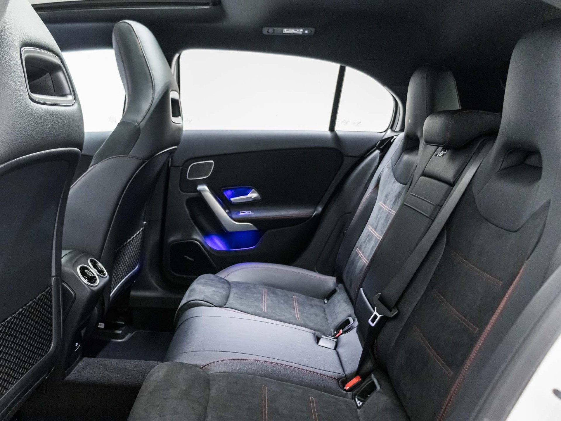 MERCEDES-BENZ A 200 Night Star-image-7