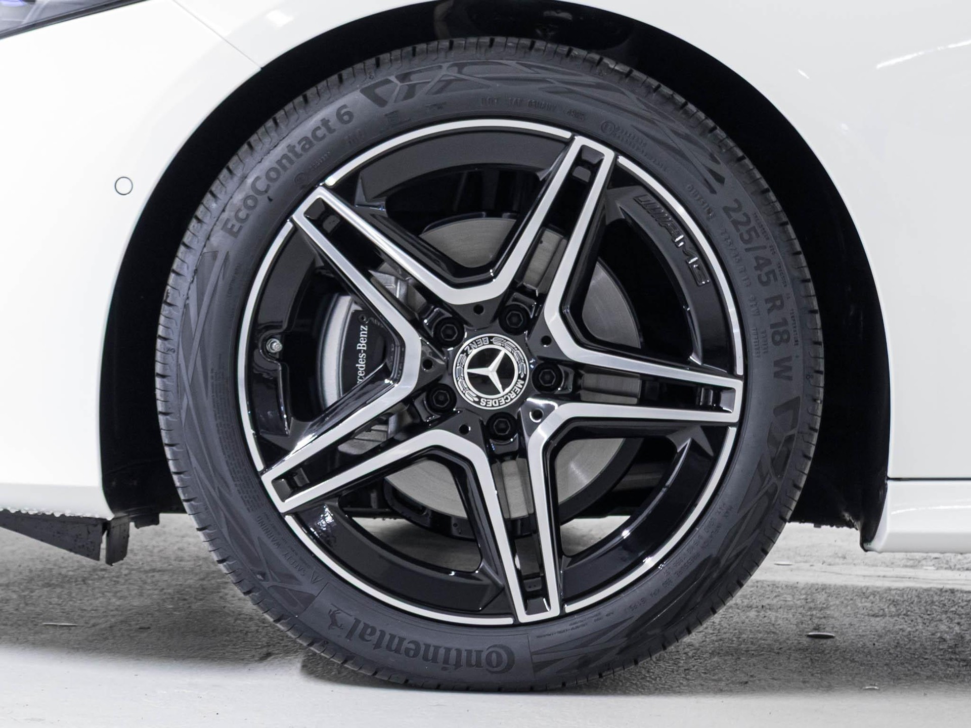 MERCEDES-BENZ A 200 Night Star-image-14