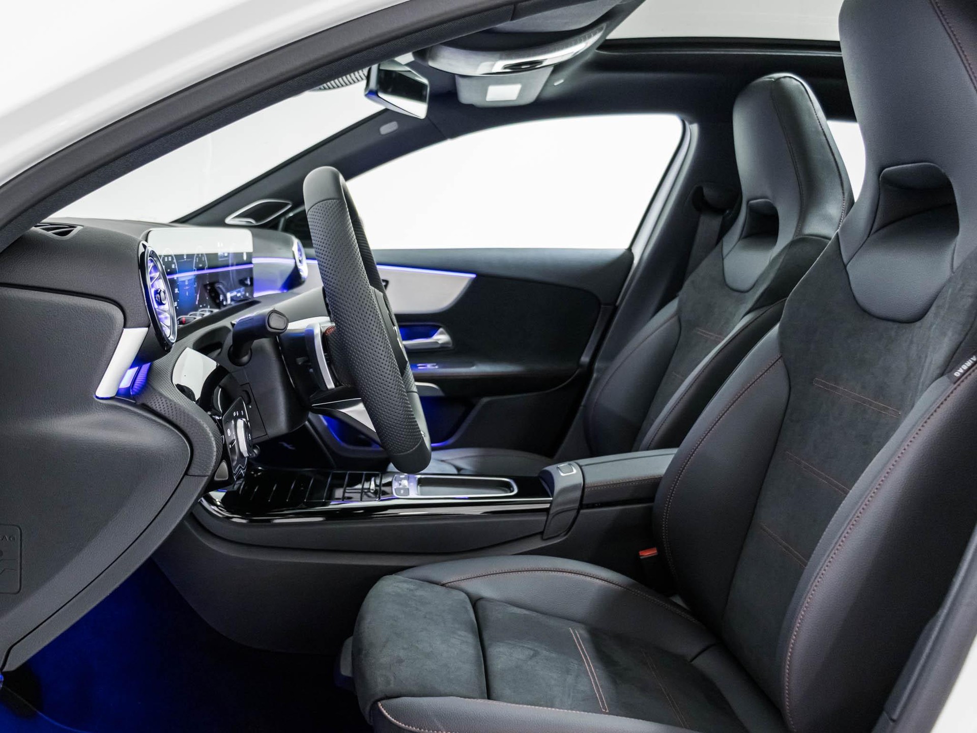 MERCEDES-BENZ A 200 Night Star-image-6