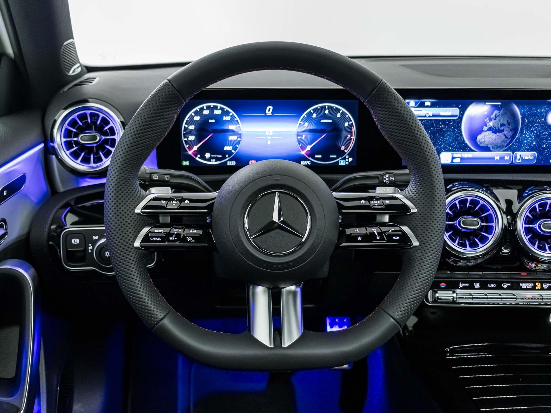MERCEDES-BENZ A 200 Night Star-image-10