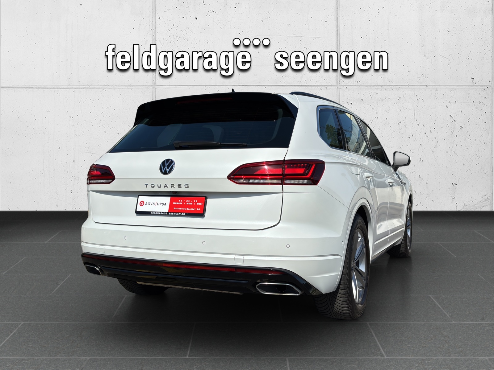 VW Touareg 3.0 TDI R Line Tiptronic mit fortl. Werksgarantie, AHK, Panorama-Ausstell-/Schiebedach, Standheizung-image-4