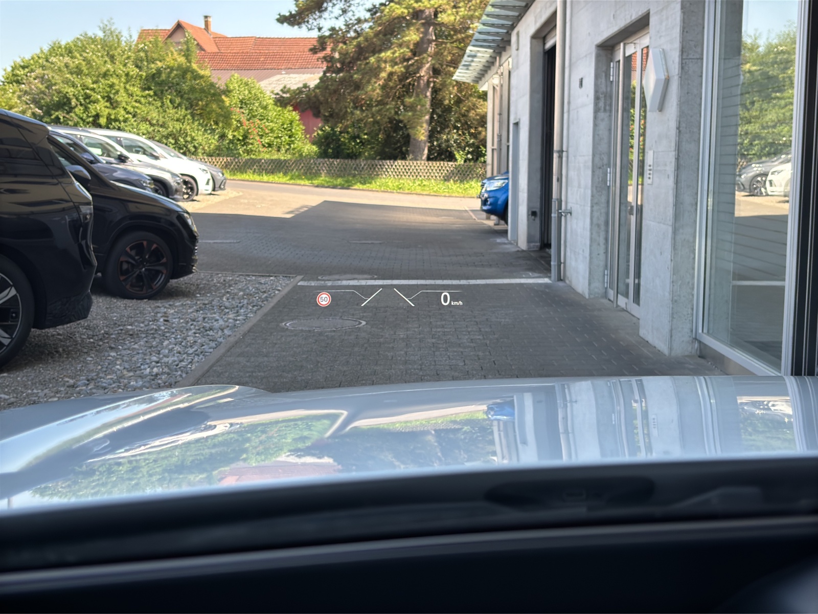 VW Touareg 3.0 TDI R Line Tiptronic mit fortl. Werksgarantie, AHK, Panorama-Ausstell-/Schiebedach, Standheizung-image-16