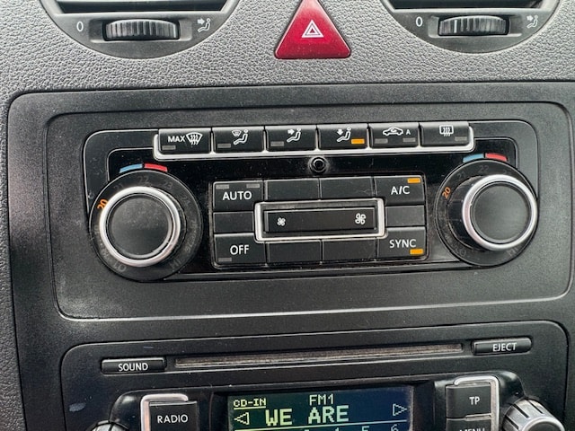 VW Maxi 4Motion TDI-image-12