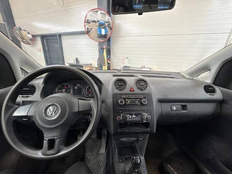 VW Maxi 4Motion TDI-image-5