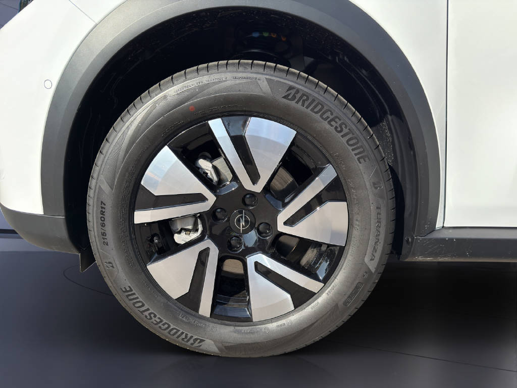 OPEL Frontera 1.2 T Hybrid 145 GS-image-4