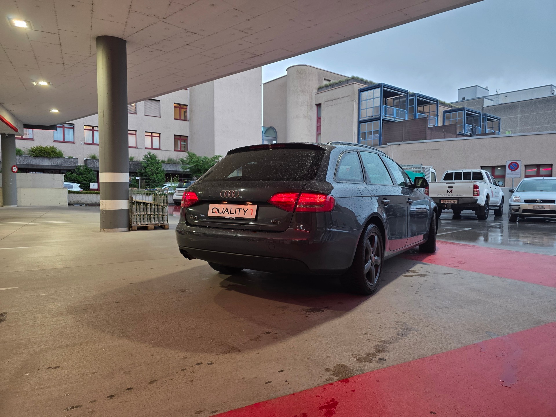AUDI A4 Avant 1.8 TFSI-image-17