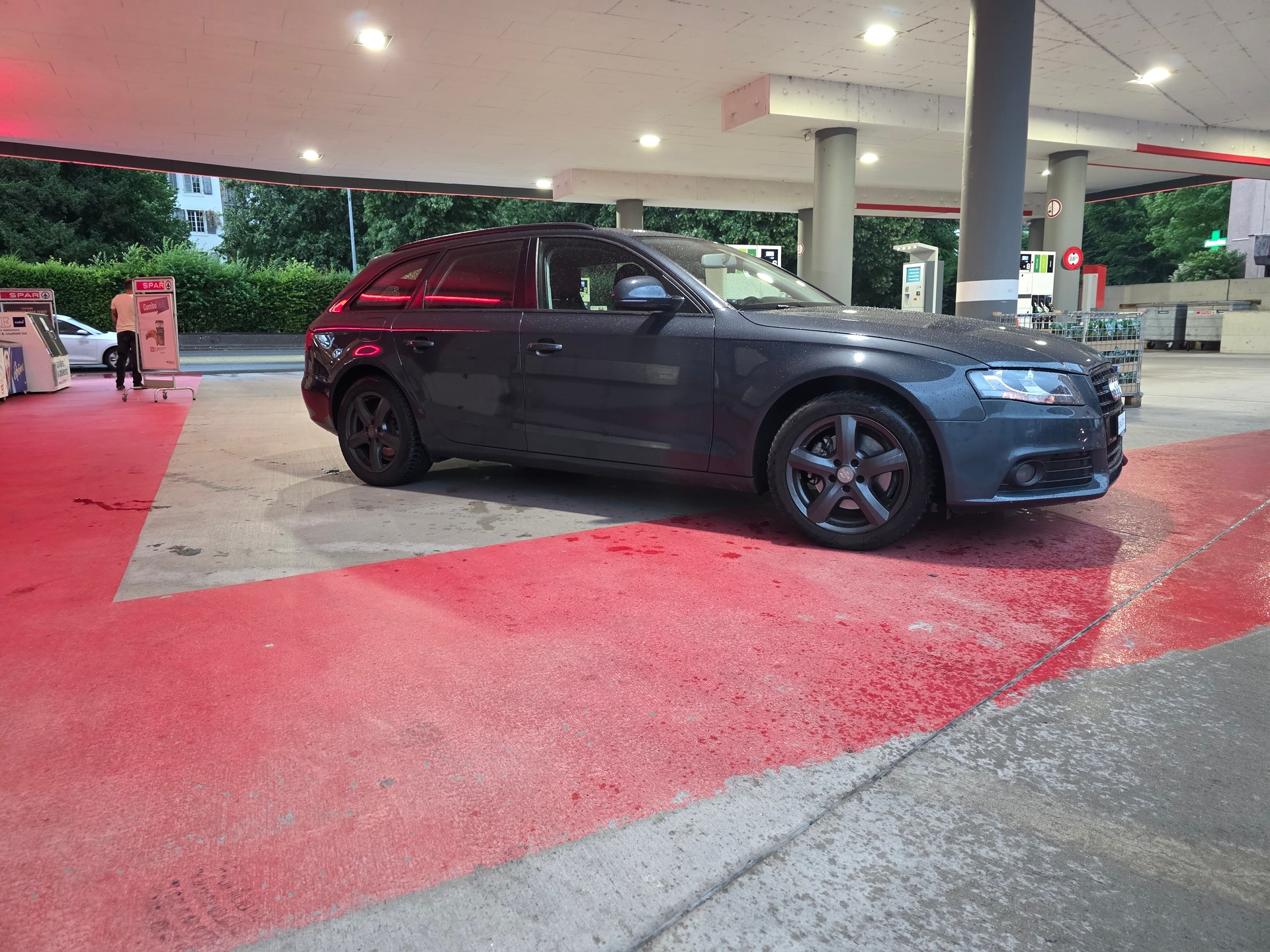 AUDI A4 Avant 1.8 TFSI-image-6