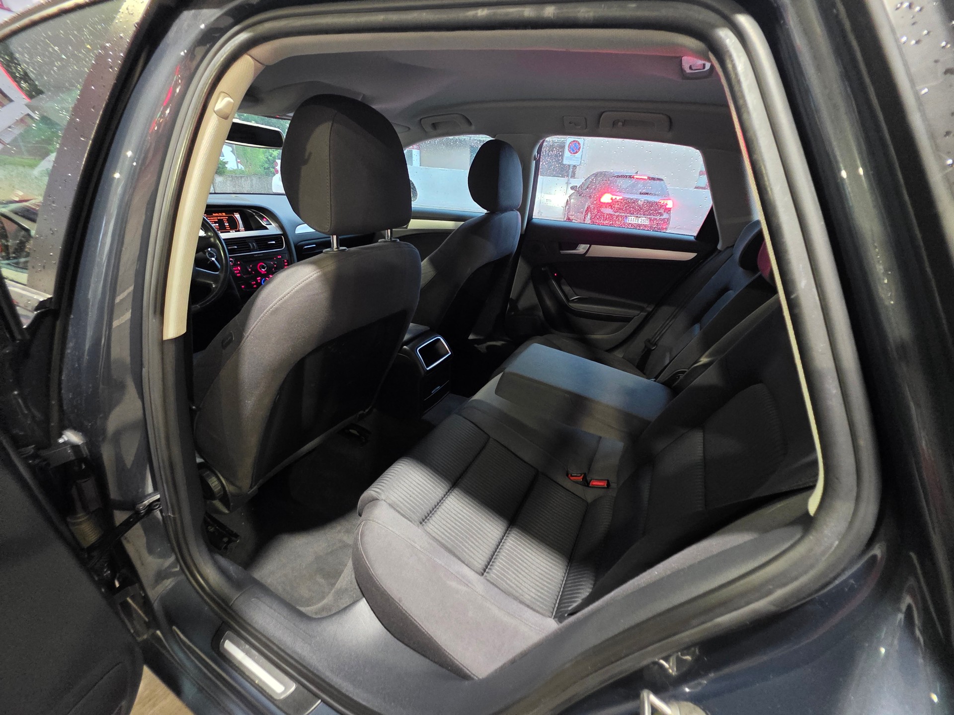 AUDI A4 Avant 1.8 TFSI-image-20