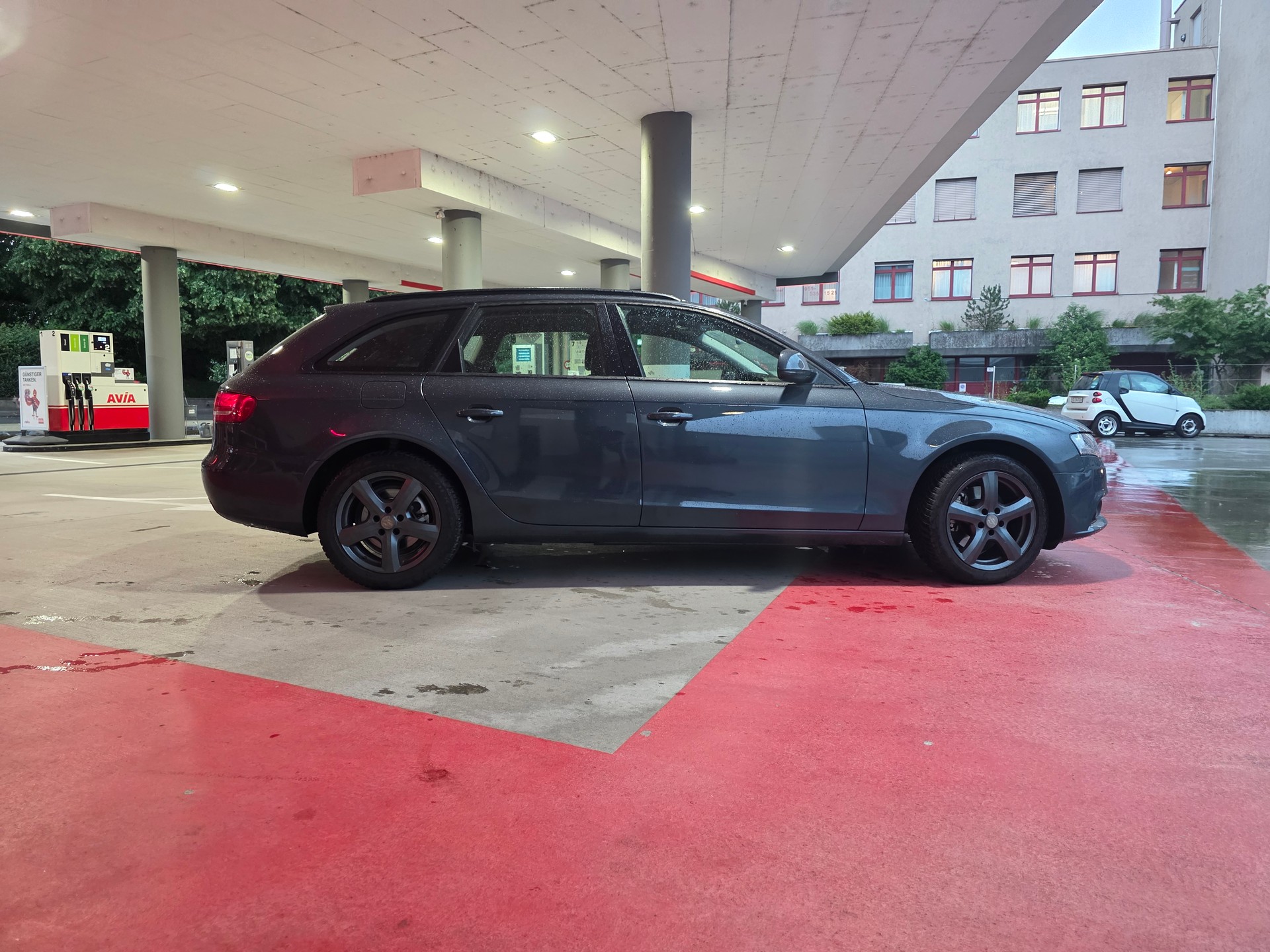 AUDI A4 Avant 1.8 TFSI-image-10