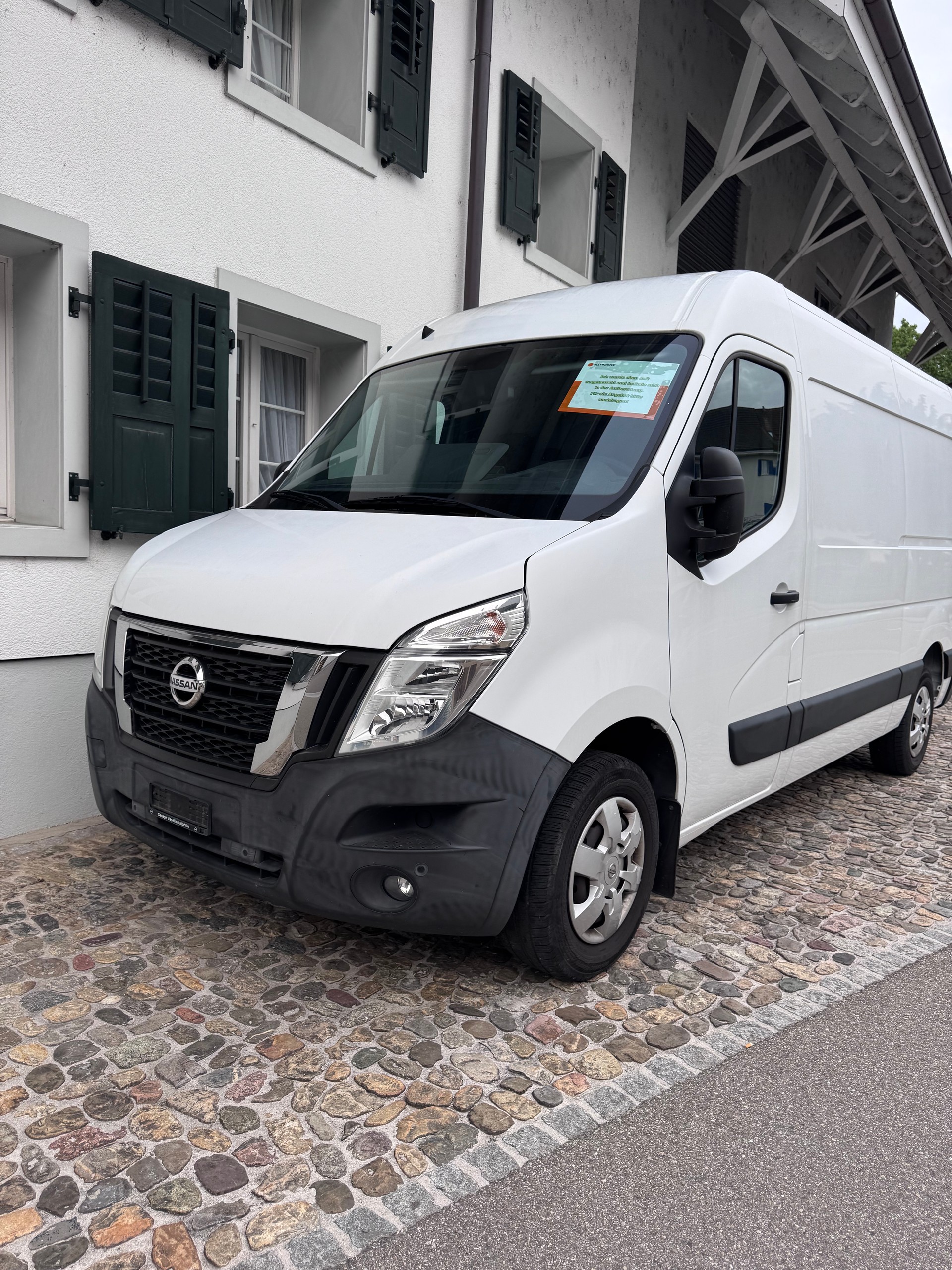 NISSAN NV400 F35.15 L2H2 FWD Comfort-image-1