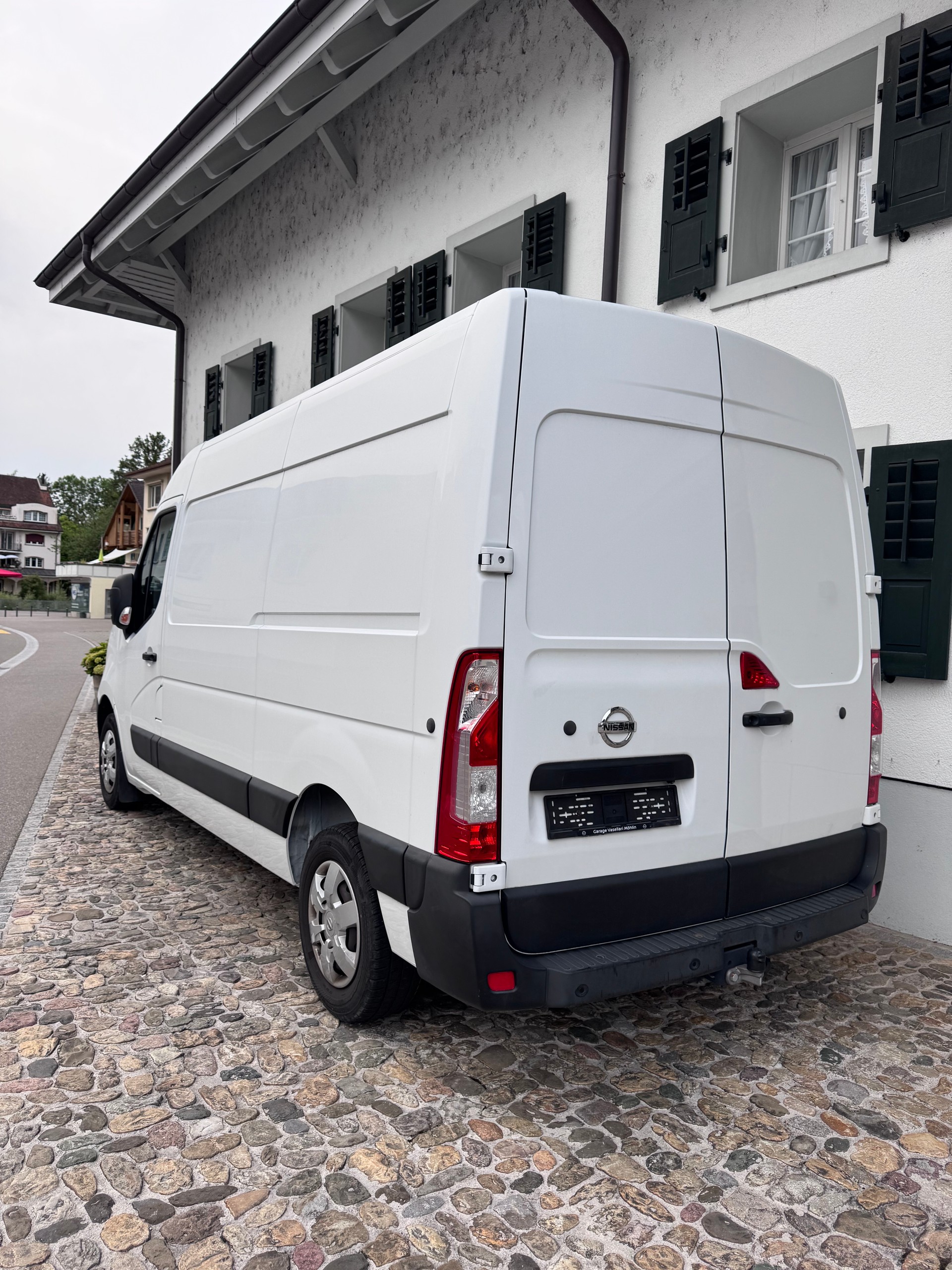 NISSAN NV400 F35.15 L2H2 FWD Comfort-image-4