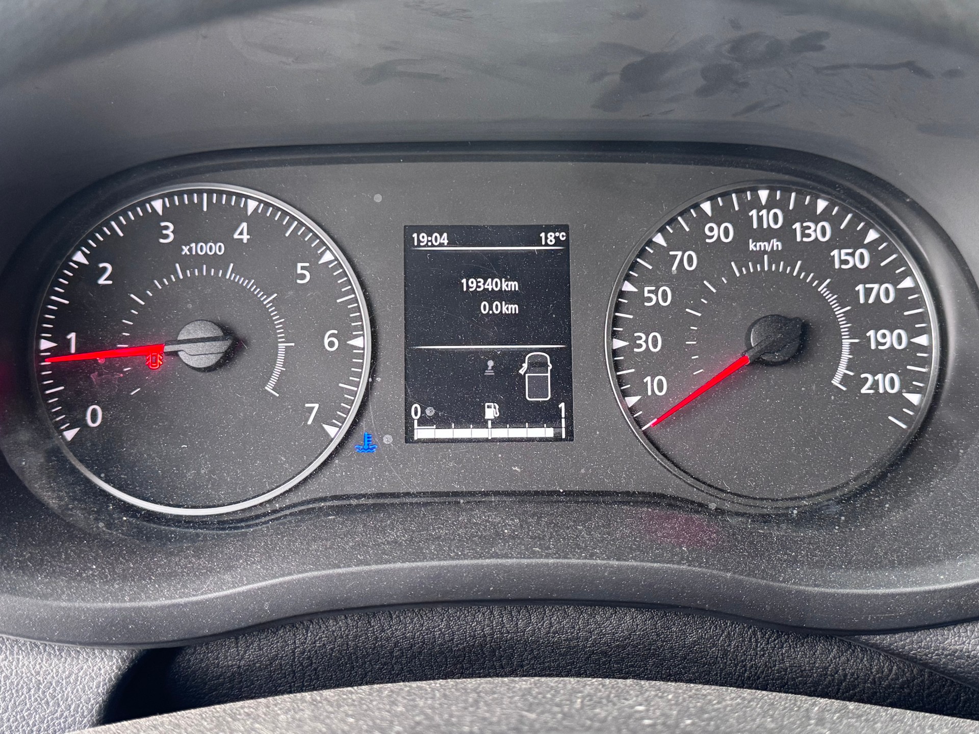 NISSAN NV400 F35.15 L2H2 FWD Comfort-image-13