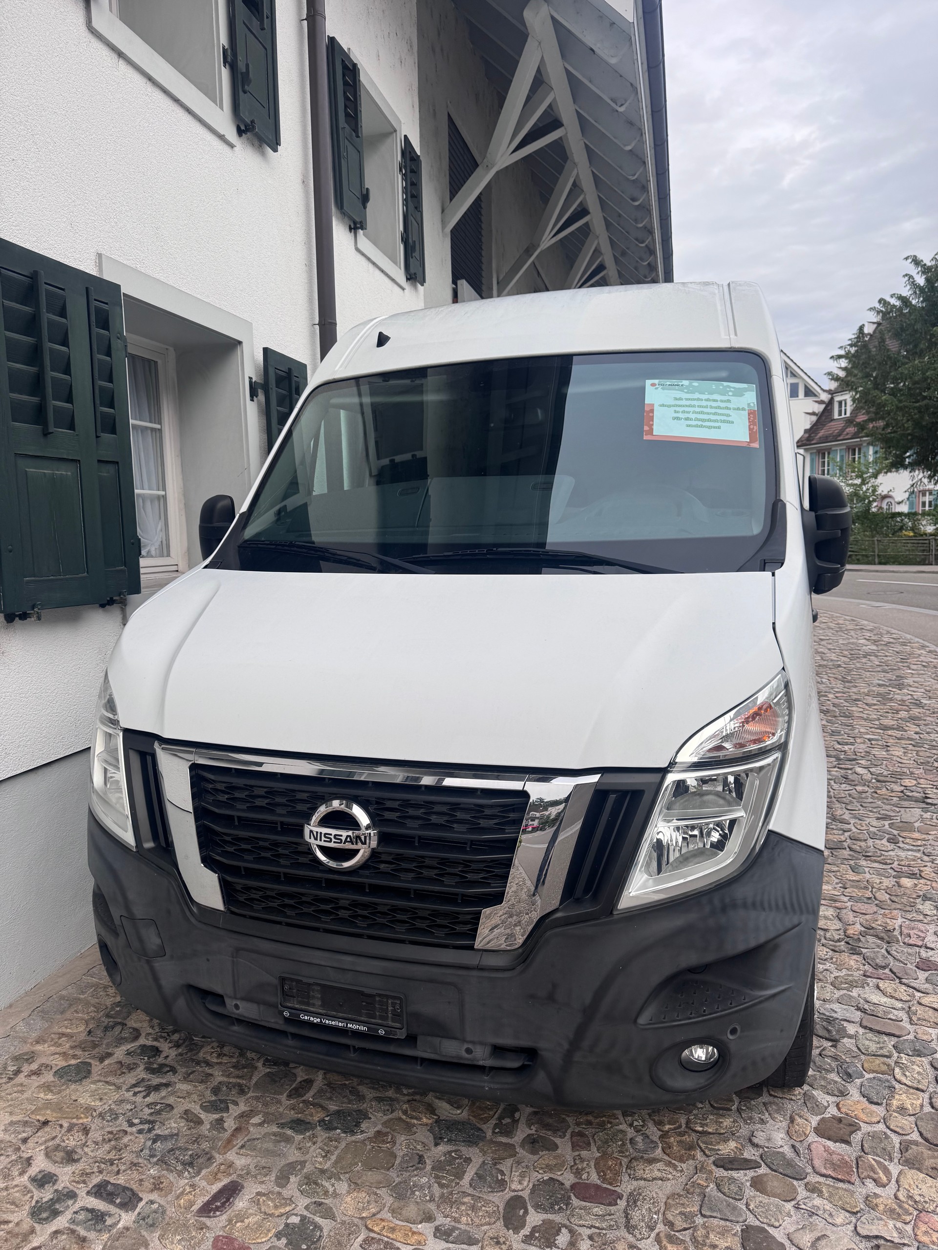 NISSAN NV400 F35.15 L2H2 FWD Comfort-image-0