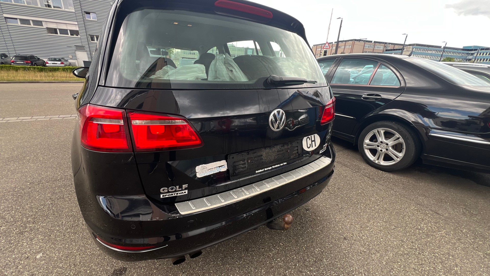 VW Golf Sportsvan 1.4 TSI Allstar-image-9