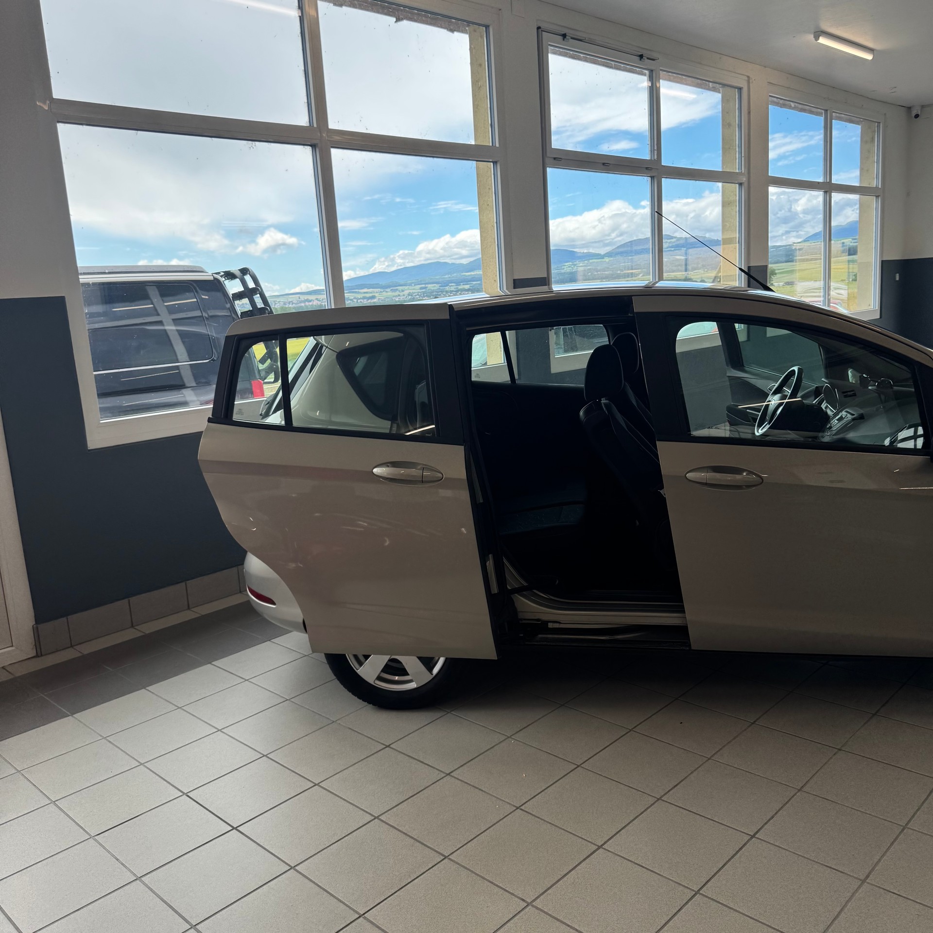 FORD B-Max 1.0 SCTi Titanium-image-6