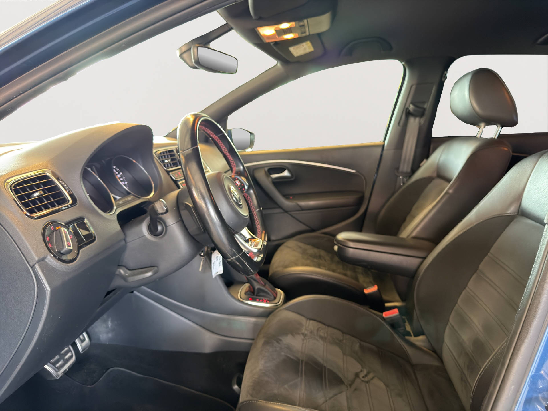 VW Polo 1.8 TSI GTI DSG-image-10