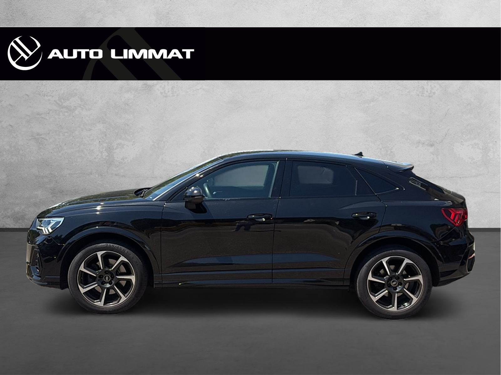 AUDI Q3 Sportback 45 TFSI S line quattro S-tronic-image-11