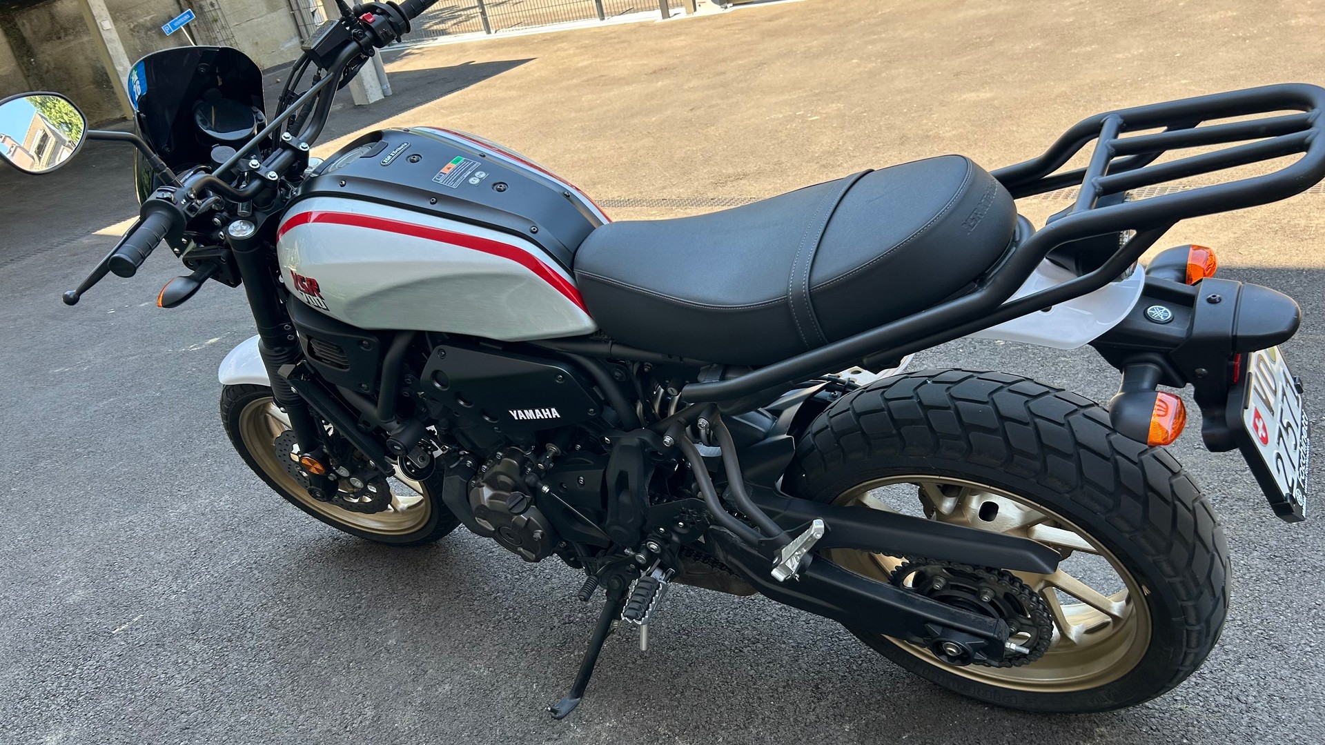 YAMAHA XSR 700 XTribute-image-9