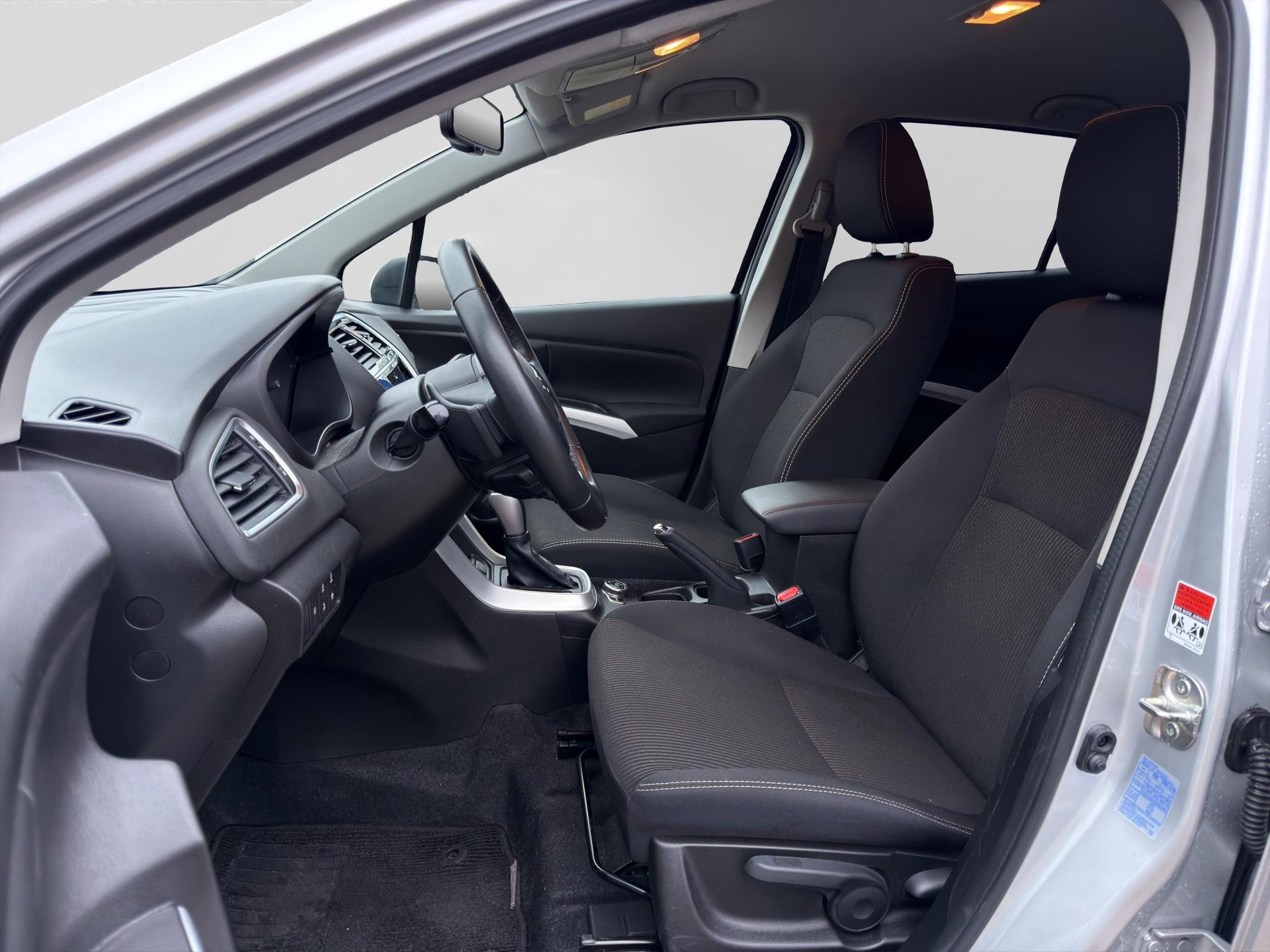 SUZUKI SX4 S-Cross 1.4 T Compact+ Hybrid 4x4-showroom-element-1