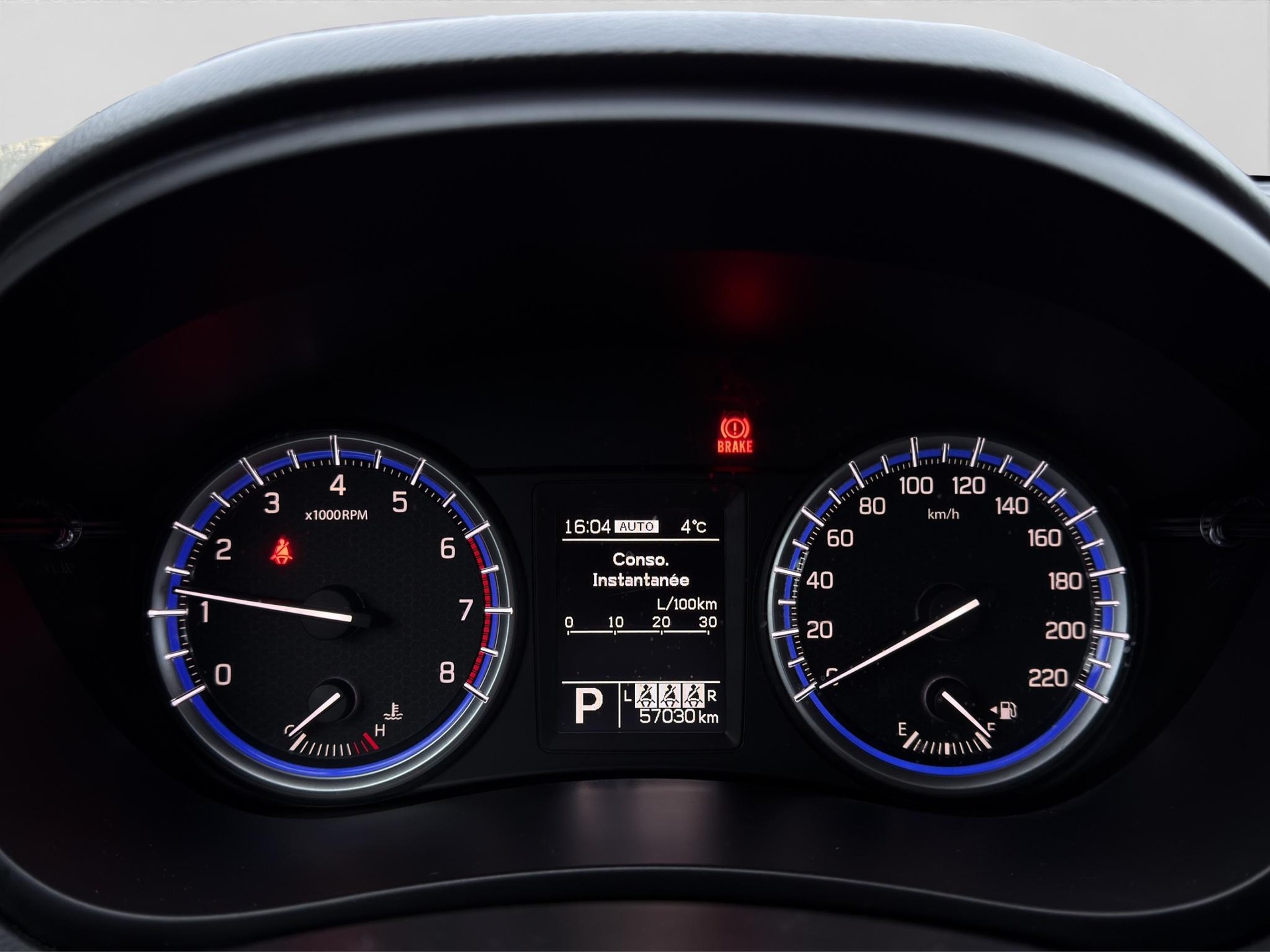 SUZUKI SX4 S-Cross 1.4 T Compact+ Hybrid 4x4-showroom-element-3