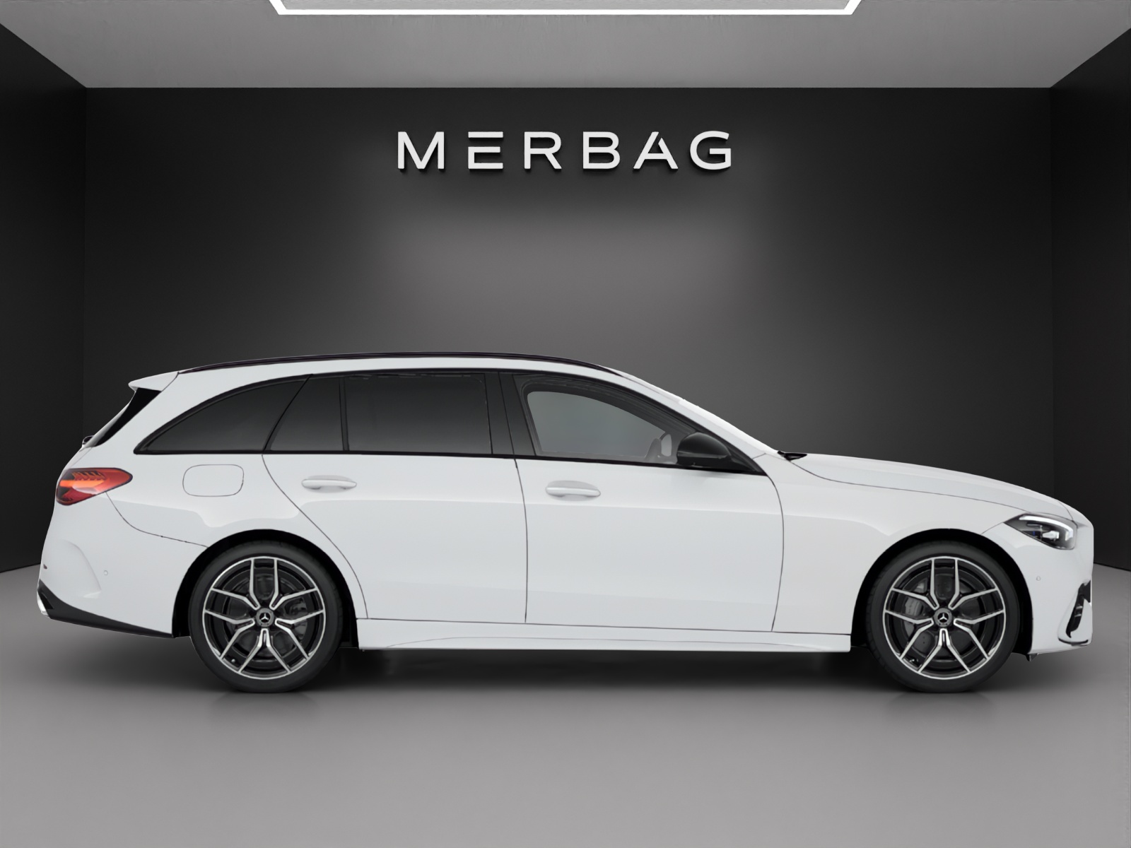 MERCEDES-BENZ C 300 T 4 Matic-image-1