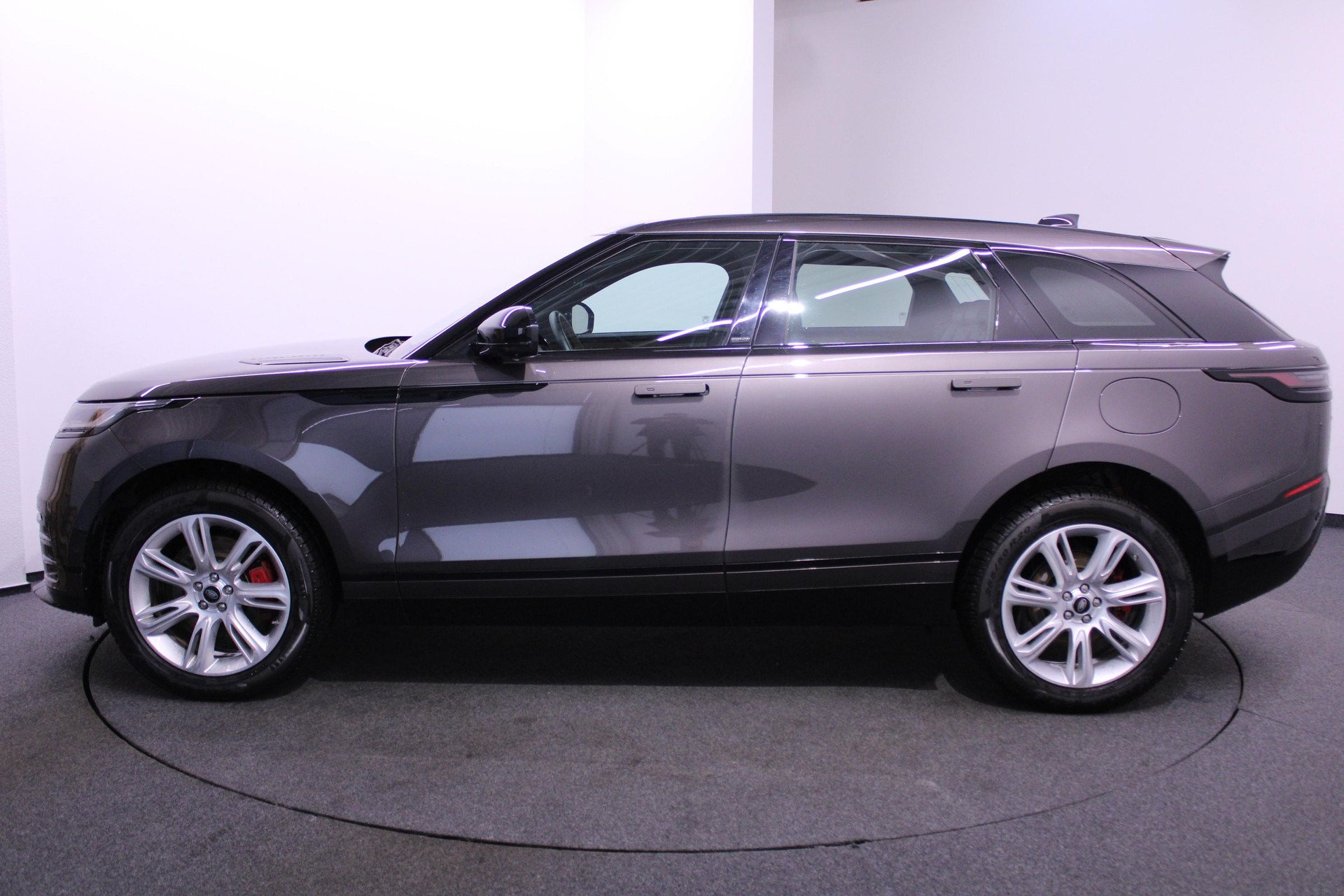 LAND ROVER Range Rover Velar 2.0 P400e R-Dynamic HSE /-image-5