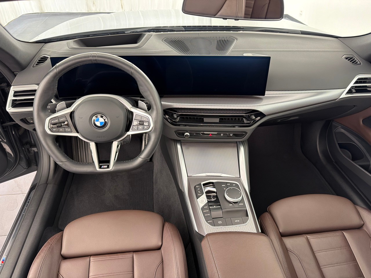 BMW 420i Cabrio M Sport-image-6